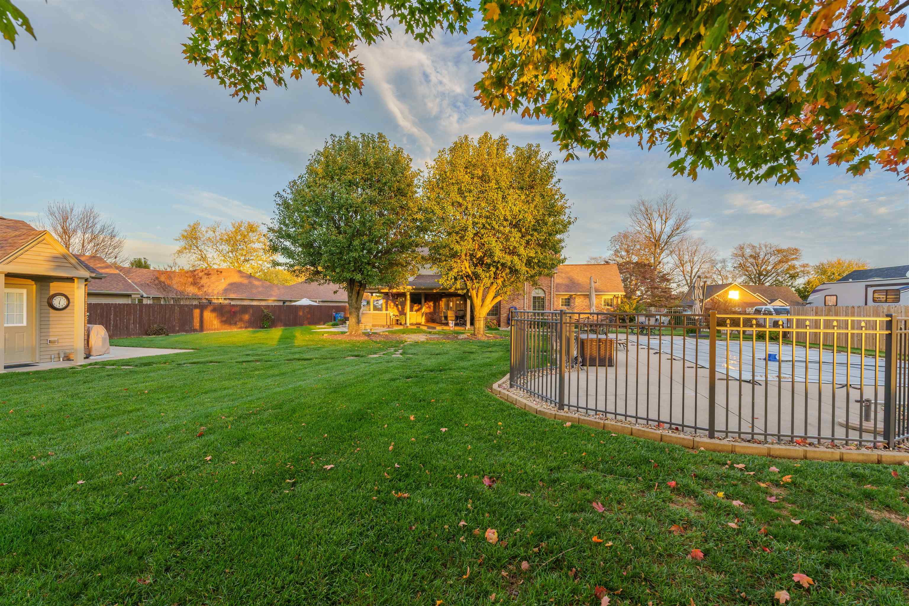 4721 Pecan Ridge Ct, Owensboro, Kentucky 42301, 4 Bedrooms Bedrooms, ,2 BathroomsBathrooms,Single Family Residence,For Sale,Pecan Ridge Ct,91050