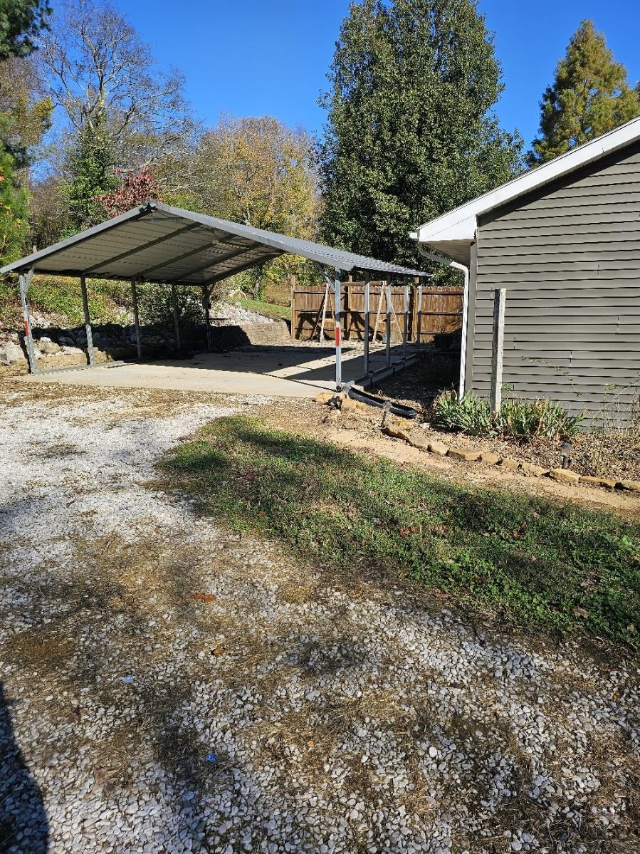 1076 Yelvington Lane, Maceo, Kentucky 42355, 2 Bedrooms Bedrooms, ,1 BathroomBathrooms,Single Family Residence,For Sale,Yelvington Lane,91061