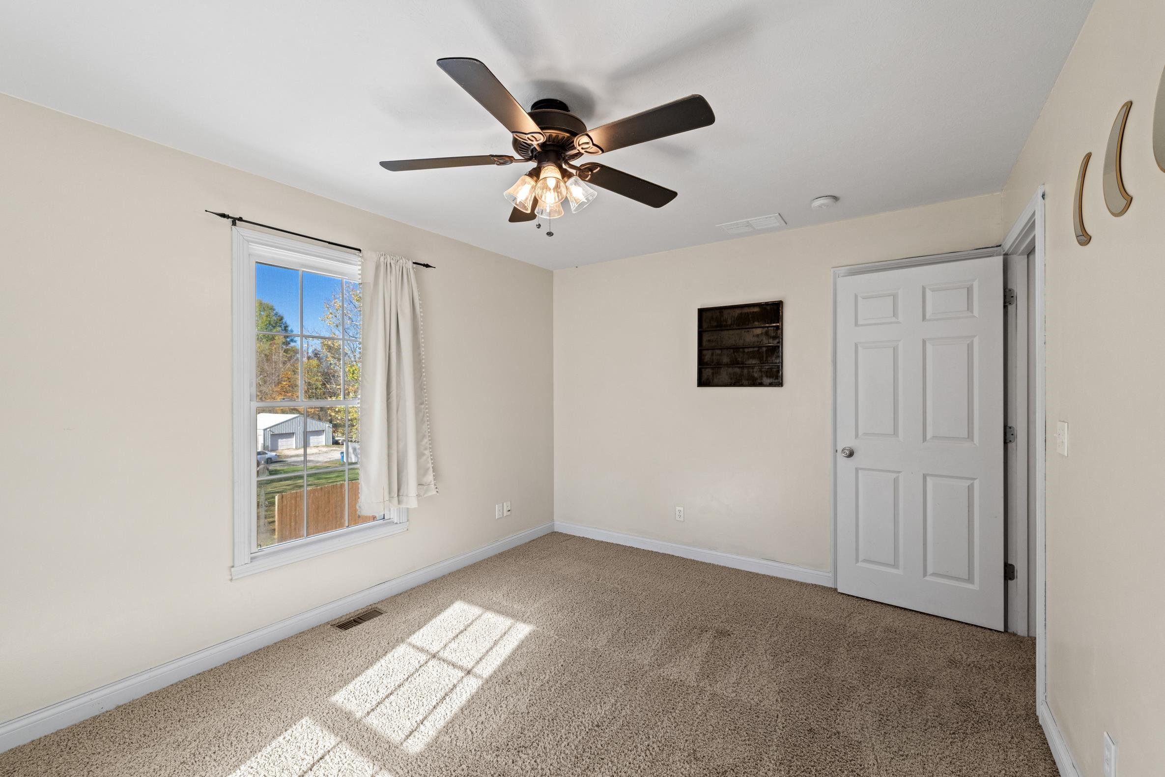 6028 State Route 1389, Owensboro, Kentucky 42303, 3 Bedrooms Bedrooms, ,2 BathroomsBathrooms,Single Family Residence,For Sale,State Route 1389,91063