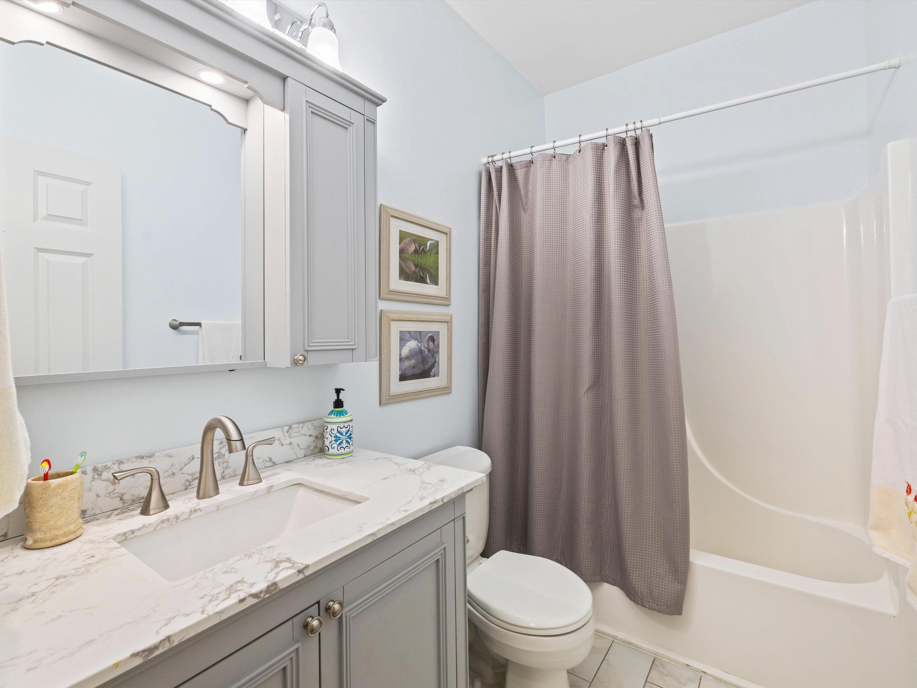 6635 Waterford Place, Owensboro, Kentucky 42303, 4 Bedrooms Bedrooms, ,3 BathroomsBathrooms,Single Family Residence,For Sale,Waterford Place,91064