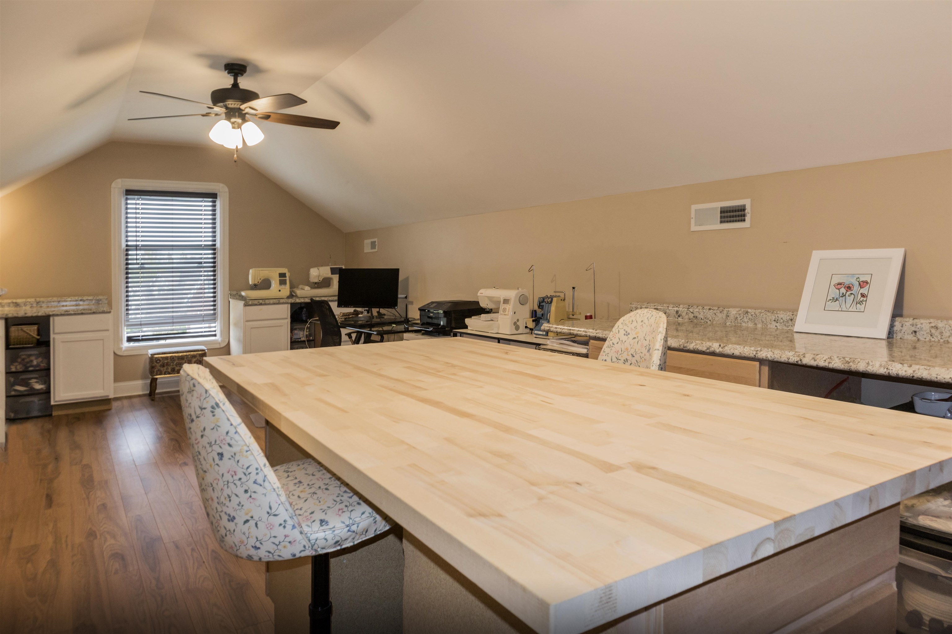 6635 Waterford Place, Owensboro, Kentucky 42303, 4 Bedrooms Bedrooms, ,3 BathroomsBathrooms,Single Family Residence,For Sale,Waterford Place,91064