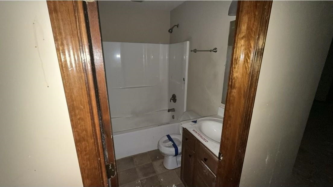 900 Squirrel Tail Hollow Rd., Hawesville, Kentucky 42348, 5 Bedrooms Bedrooms, ,3 BathroomsBathrooms,Single Family Residence,For Sale,Squirrel Tail Hollow Rd.,91066