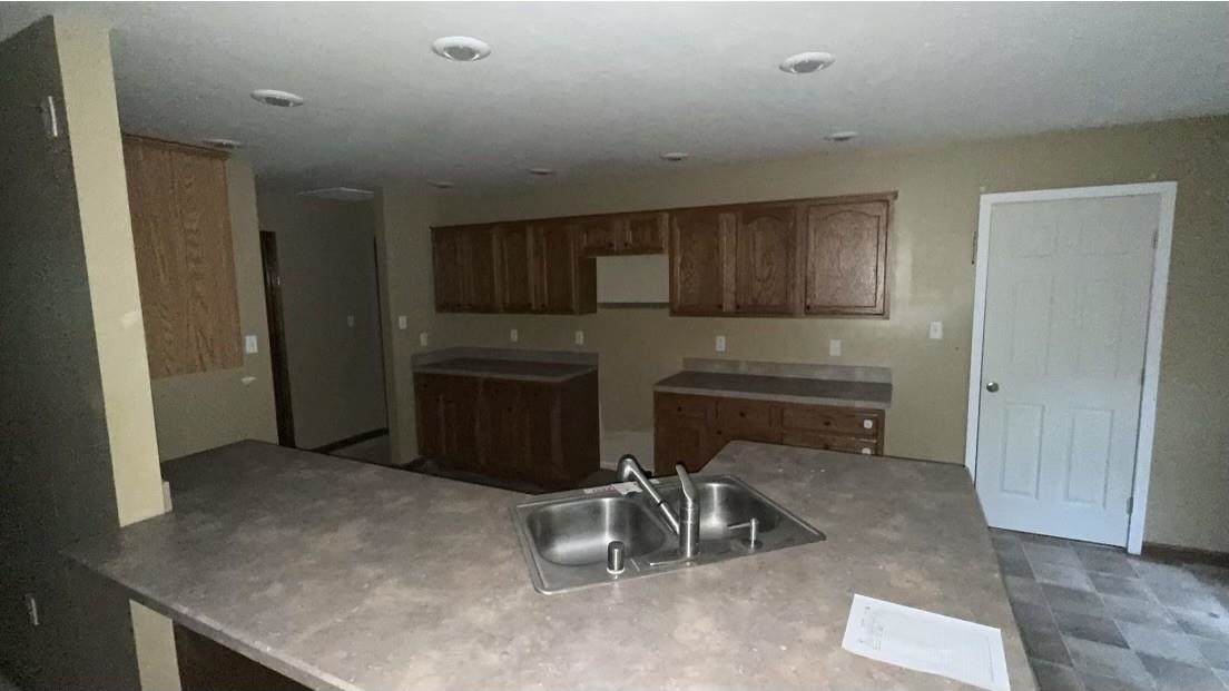 900 Squirrel Tail Hollow Rd., Hawesville, Kentucky 42348, 5 Bedrooms Bedrooms, ,3 BathroomsBathrooms,Single Family Residence,For Sale,Squirrel Tail Hollow Rd.,91066