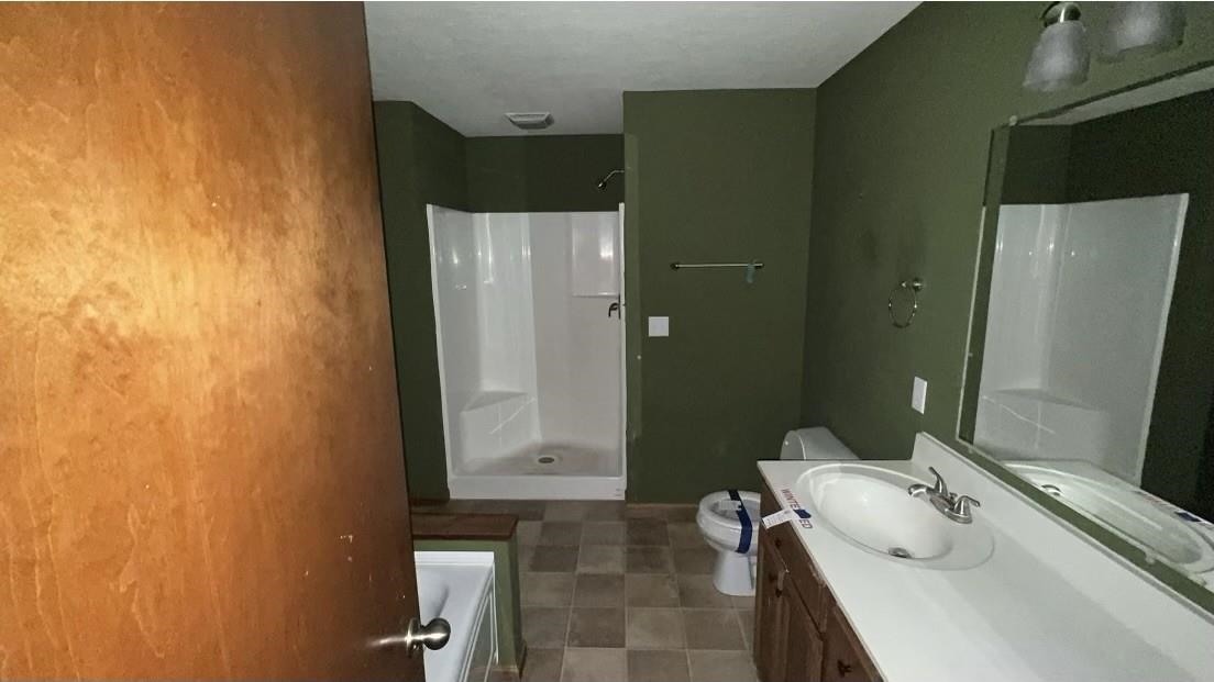 900 Squirrel Tail Hollow Rd., Hawesville, Kentucky 42348, 5 Bedrooms Bedrooms, ,3 BathroomsBathrooms,Single Family Residence,For Sale,Squirrel Tail Hollow Rd.,91066