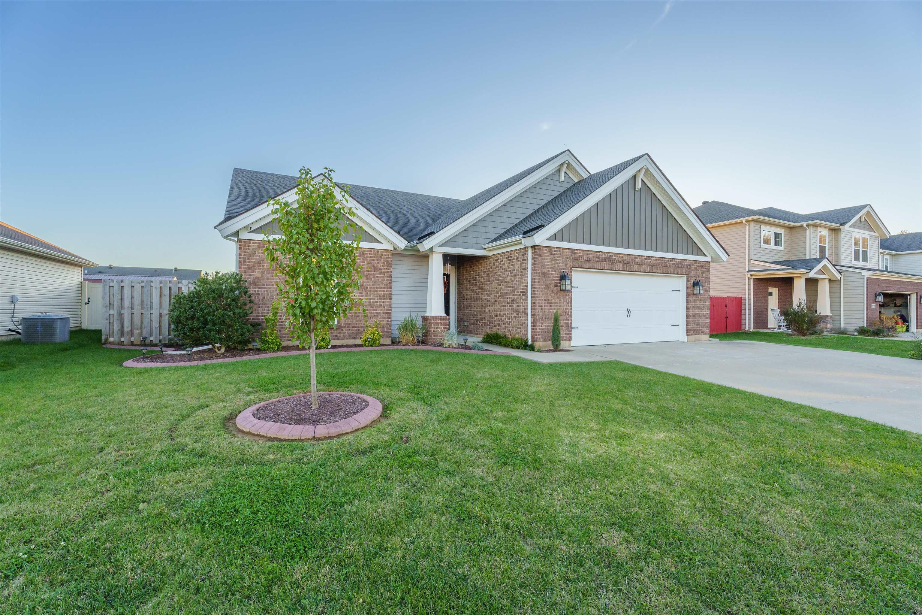 5544 Goldenrod Lane, Owensboro, Kentucky 42301, 3 Bedrooms Bedrooms, ,2 BathroomsBathrooms,Single Family Residence,For Sale,Goldenrod Lane,91067