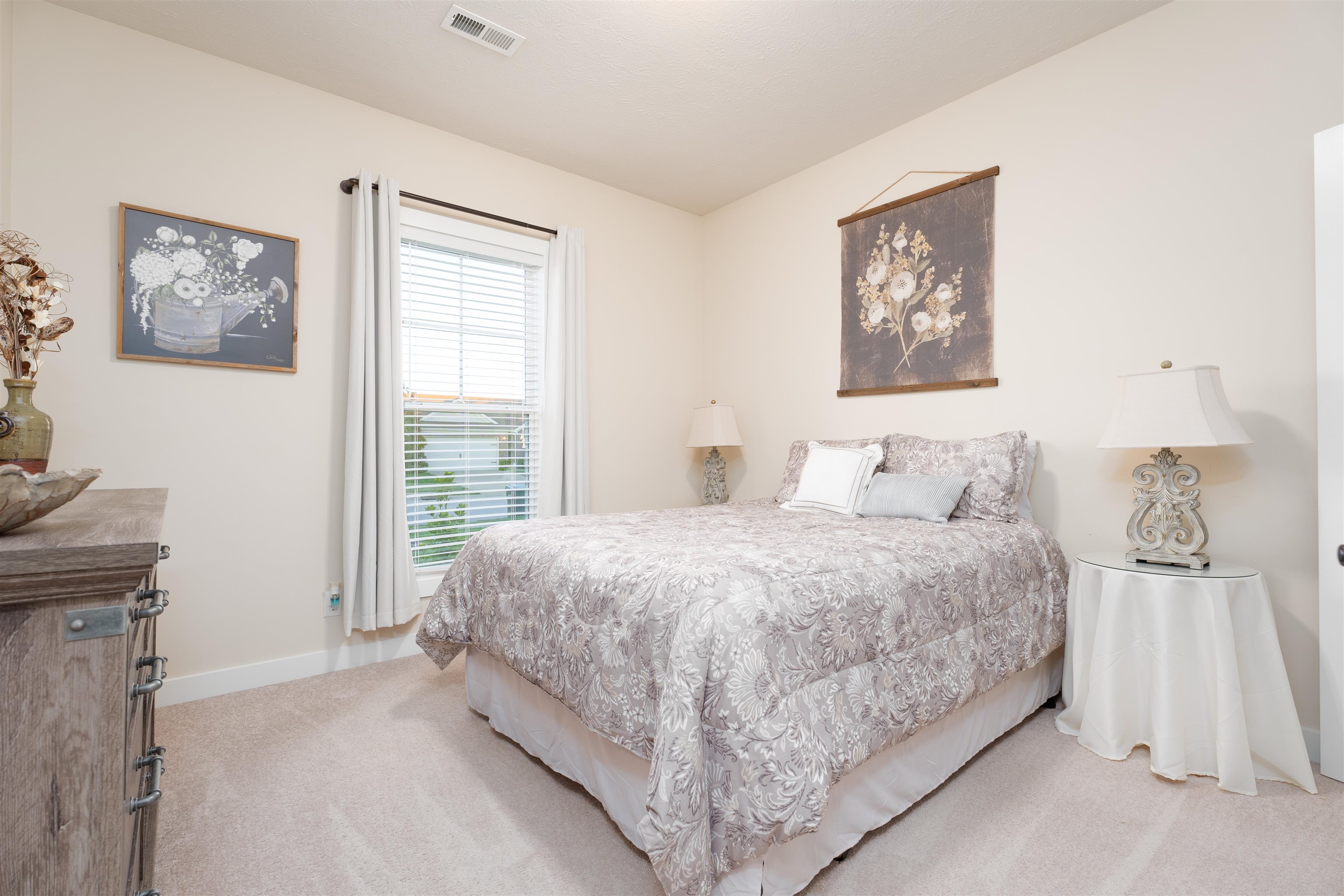 5544 Goldenrod Lane, Owensboro, Kentucky 42301, 3 Bedrooms Bedrooms, ,2 BathroomsBathrooms,Single Family Residence,For Sale,Goldenrod Lane,91067