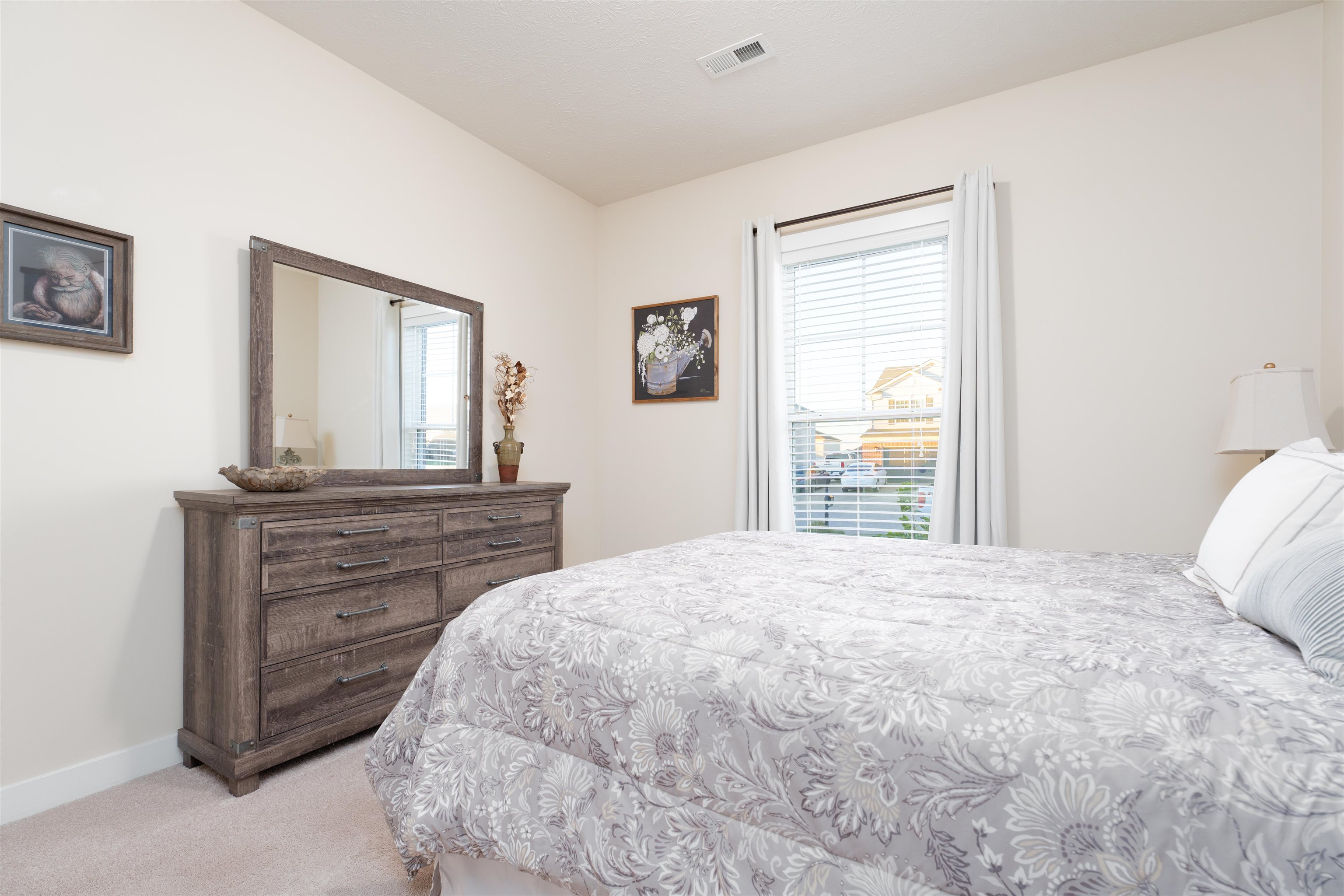 5544 Goldenrod Lane, Owensboro, Kentucky 42301, 3 Bedrooms Bedrooms, ,2 BathroomsBathrooms,Single Family Residence,For Sale,Goldenrod Lane,91067