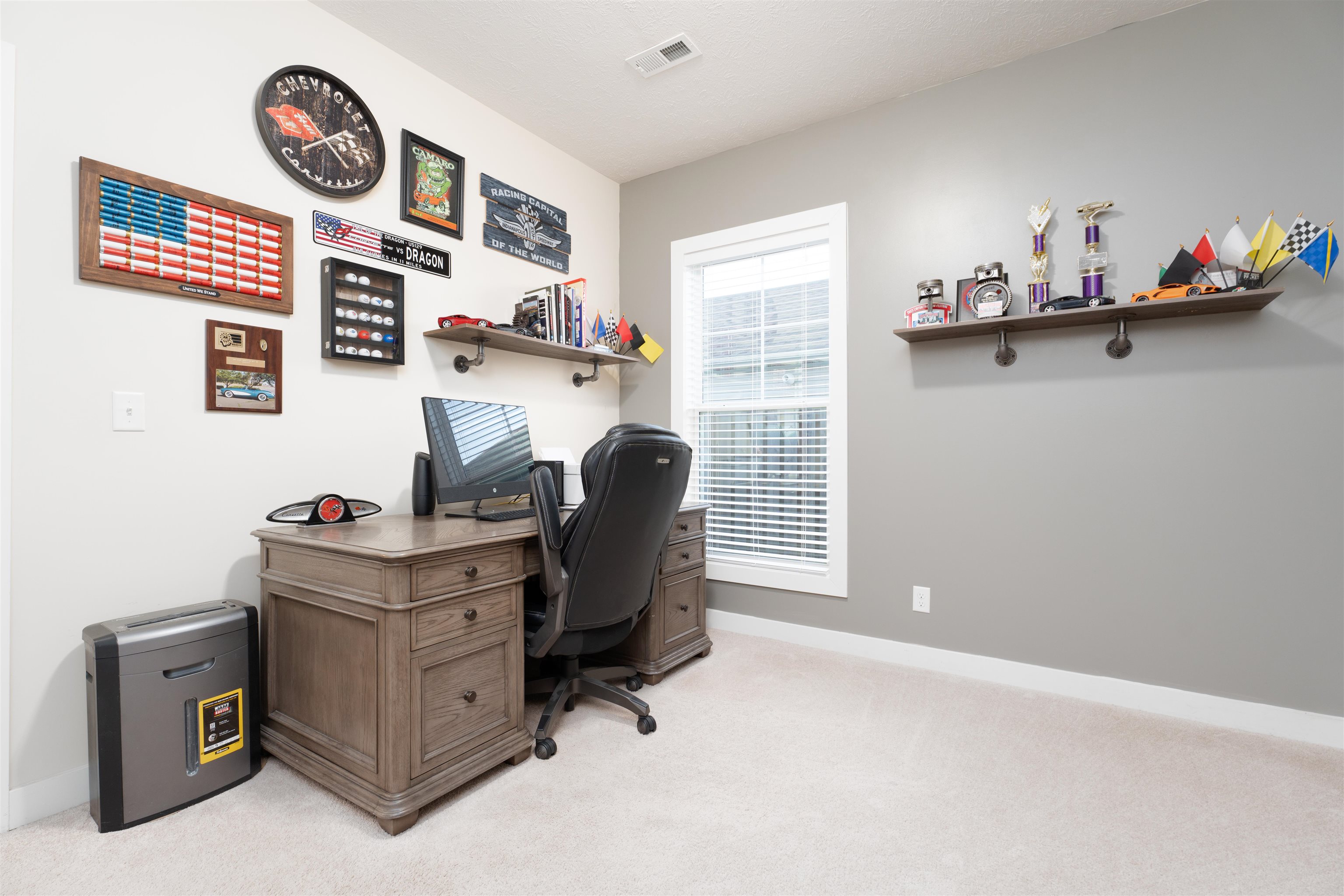 5544 Goldenrod Lane, Owensboro, Kentucky 42301, 3 Bedrooms Bedrooms, ,2 BathroomsBathrooms,Single Family Residence,For Sale,Goldenrod Lane,91067