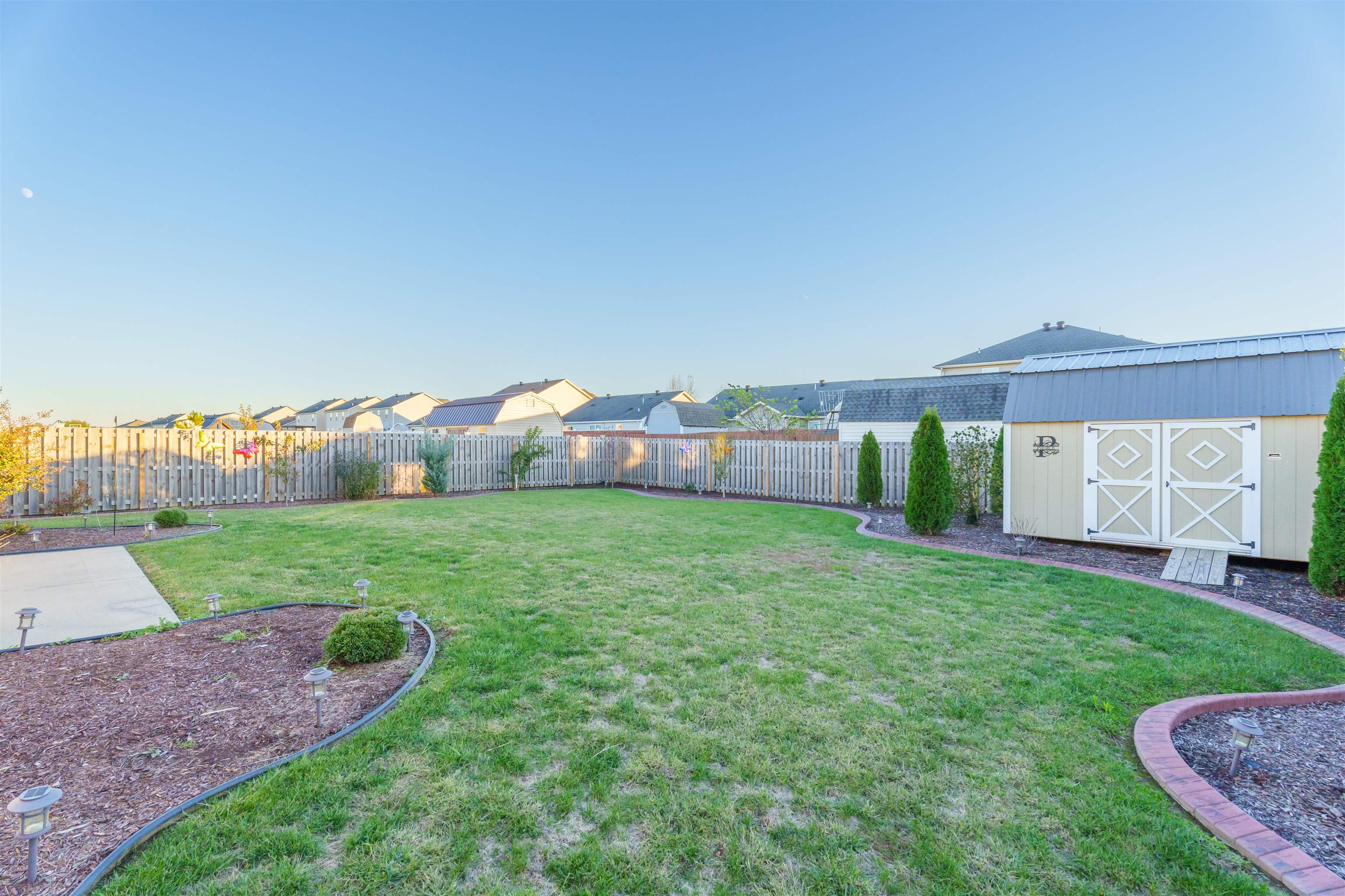 5544 Goldenrod Lane, Owensboro, Kentucky 42301, 3 Bedrooms Bedrooms, ,2 BathroomsBathrooms,Single Family Residence,For Sale,Goldenrod Lane,91067