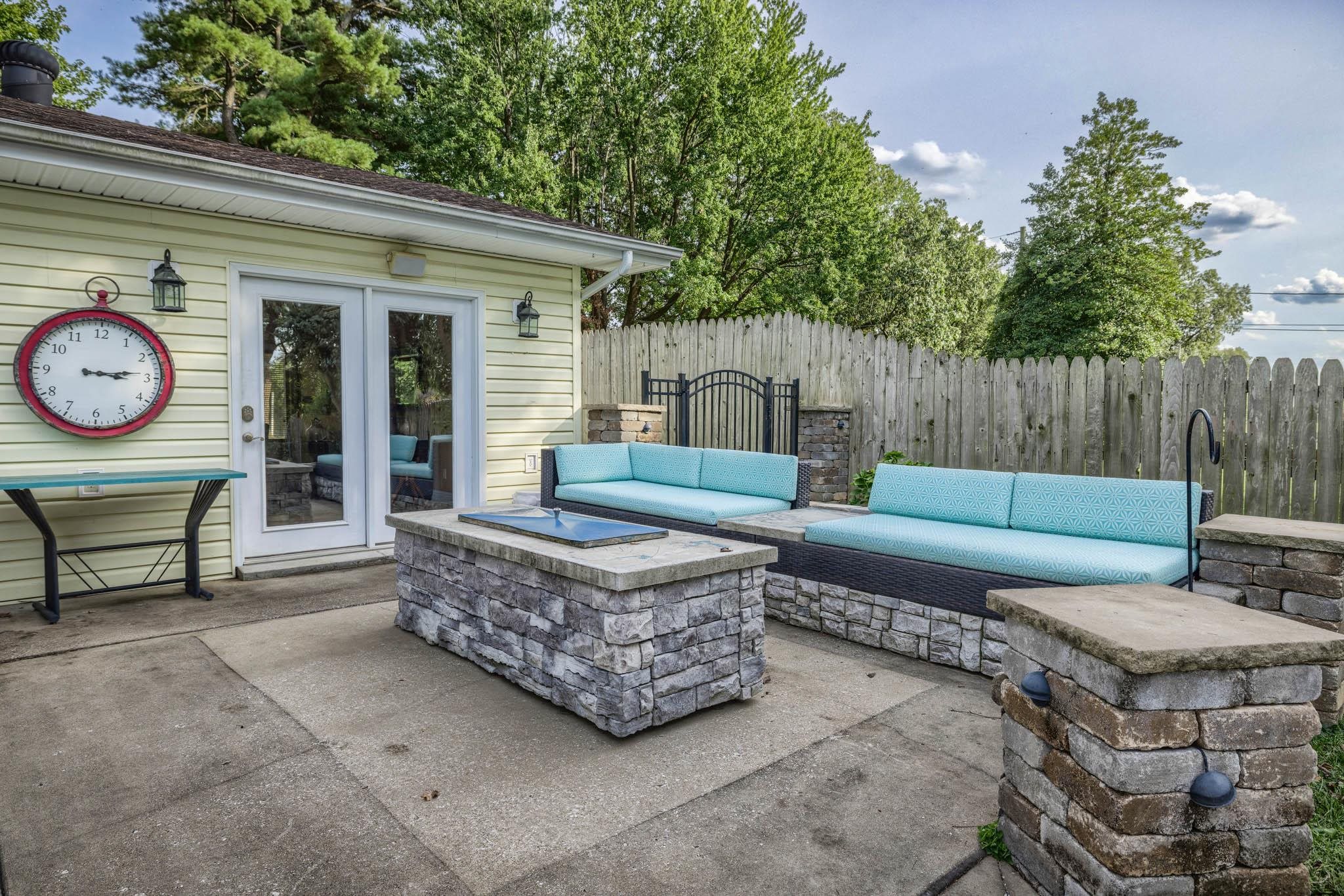 4440 New Hartford Road, Owensboro, Kentucky 42303, 2 Bedrooms Bedrooms, ,1 BathroomBathrooms,Single Family Residence,For Sale,New Hartford Road,91068
