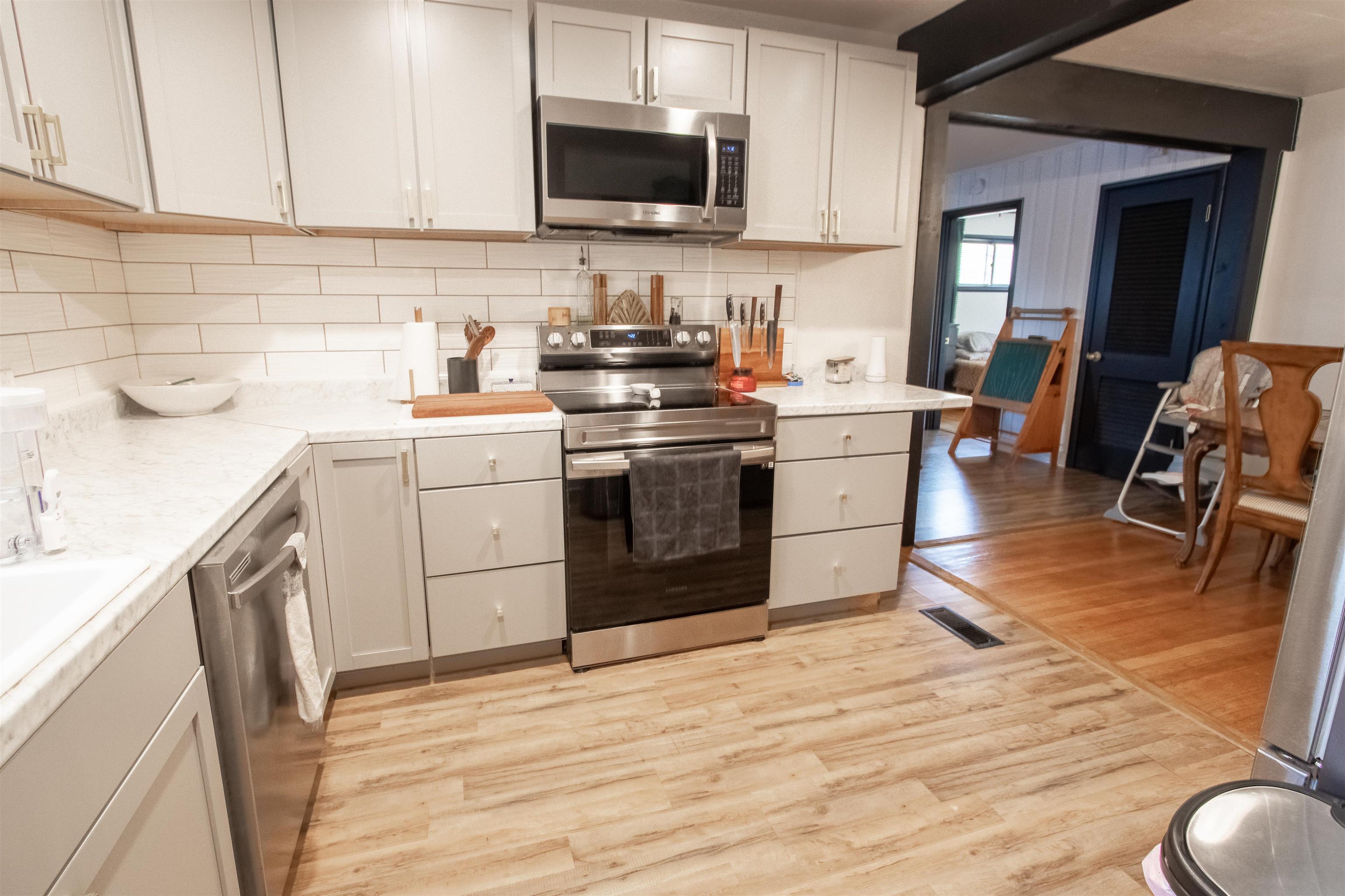 1900 Cherokee Drive, Owensboro, Kentucky 42301, 3 Bedrooms Bedrooms, ,1 BathroomBathrooms,Single Family Residence,For Sale,Cherokee Drive,91076