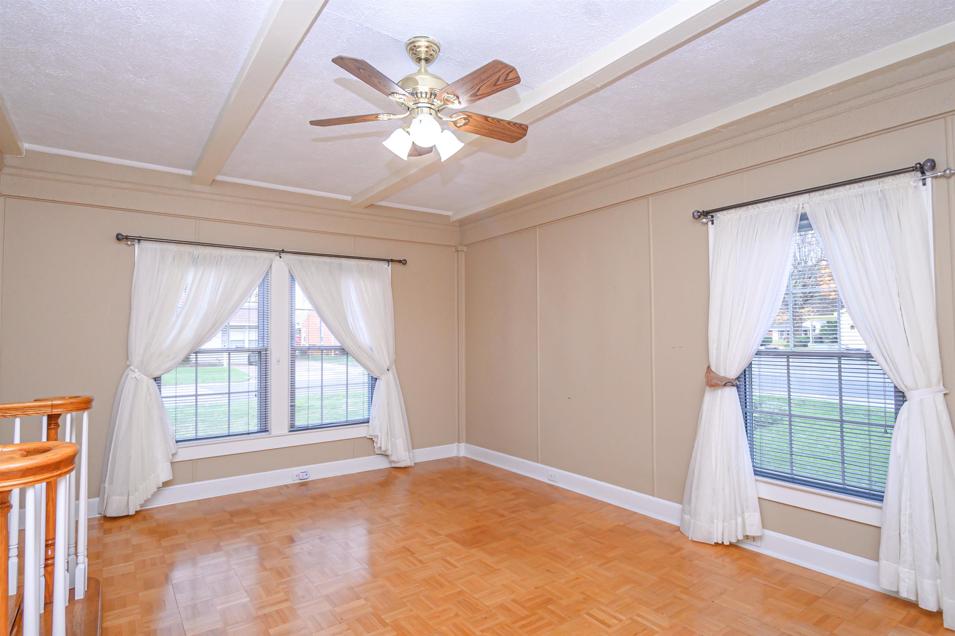 2600 Griffith Ave, Owensboro, Kentucky 42301, 2 Bedrooms Bedrooms, ,1 BathroomBathrooms,Single Family Residence,For Sale,Griffith Ave,91077
