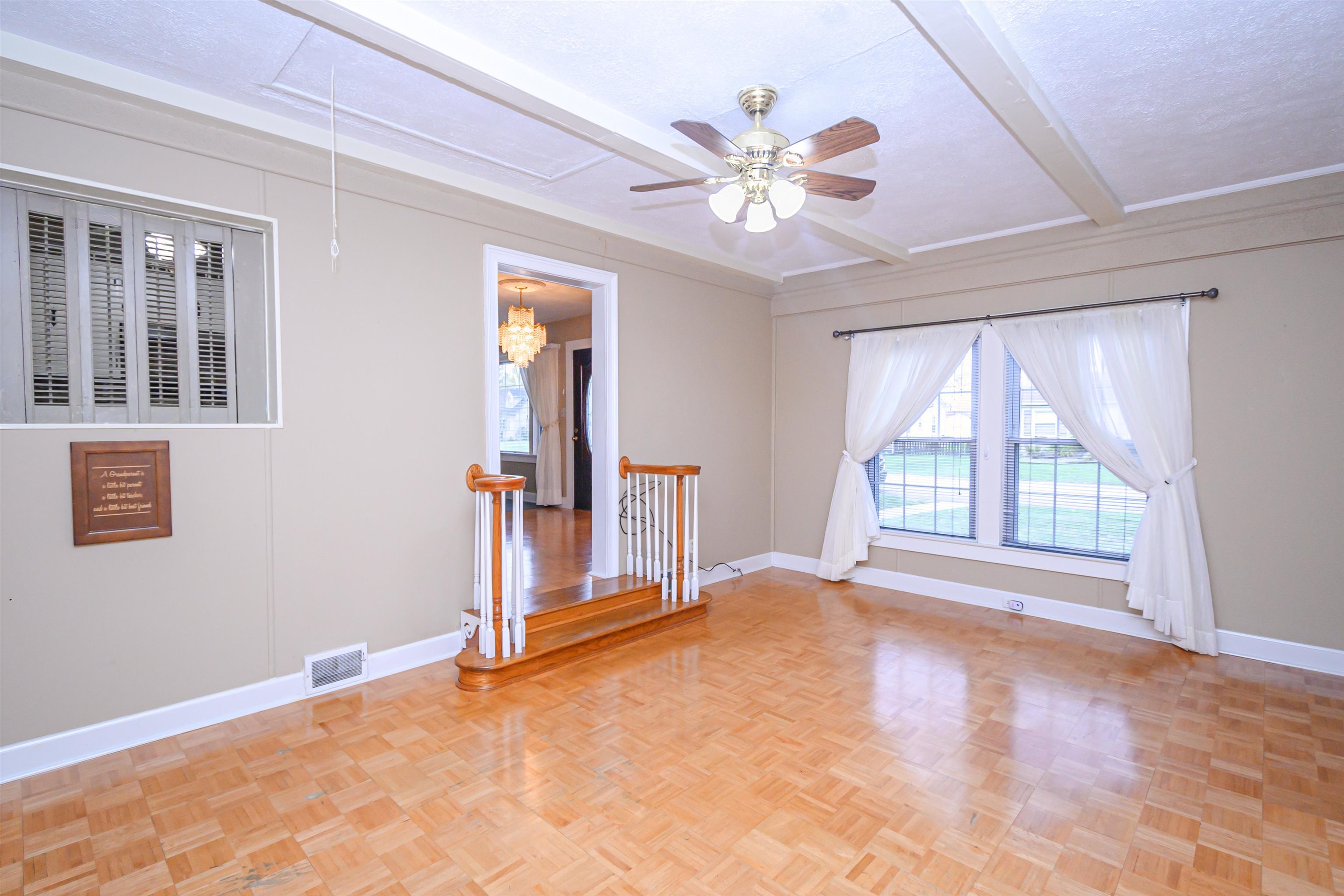 2600 Griffith Ave, Owensboro, Kentucky 42301, 2 Bedrooms Bedrooms, ,1 BathroomBathrooms,Single Family Residence,For Sale,Griffith Ave,91077