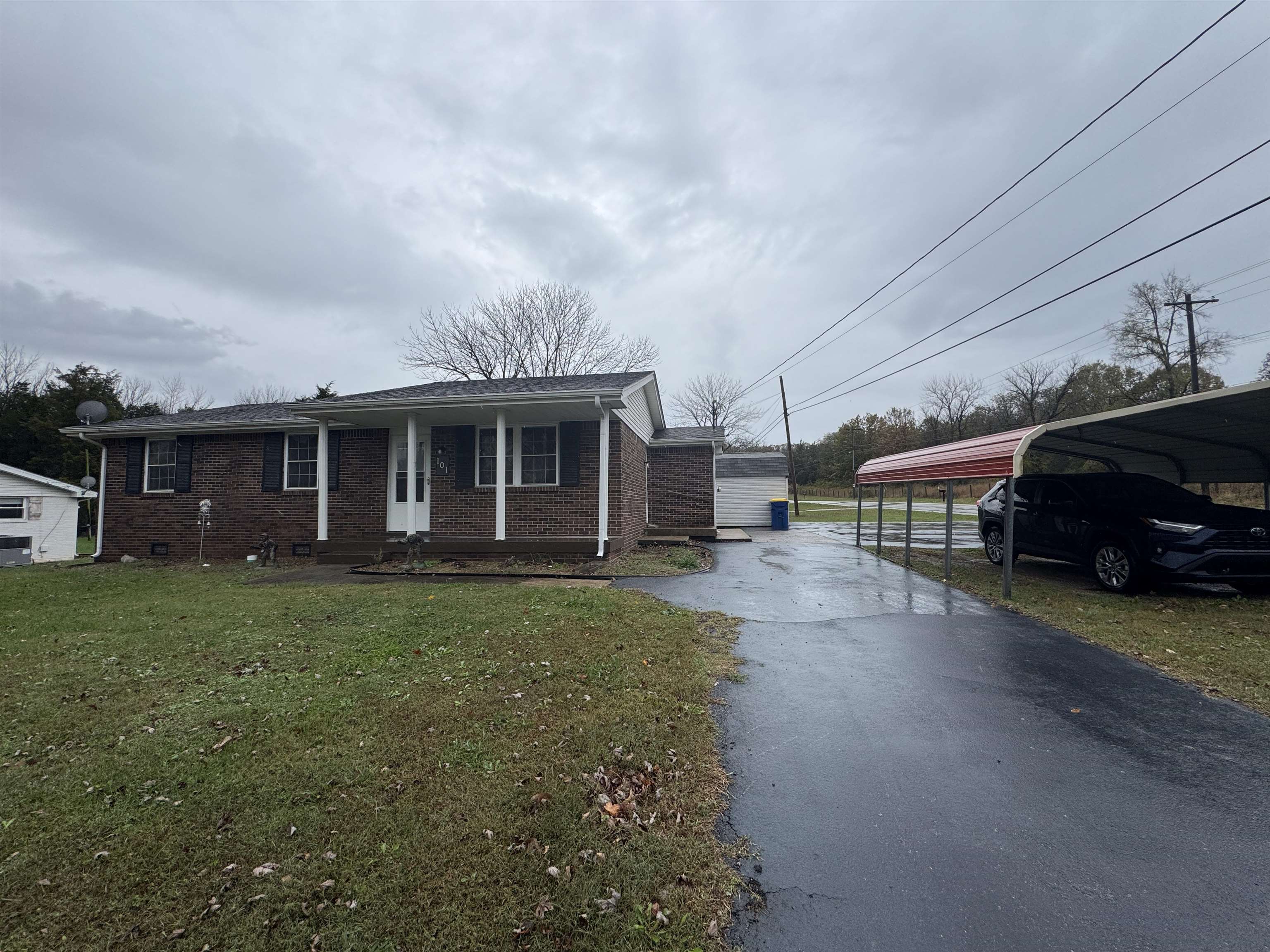 101 Modern Maid Drive, Russellville, Kentucky 42276, 3 Bedrooms Bedrooms, ,1 BathroomBathrooms,Single Family Residence,For Sale,Modern Maid Drive,91078