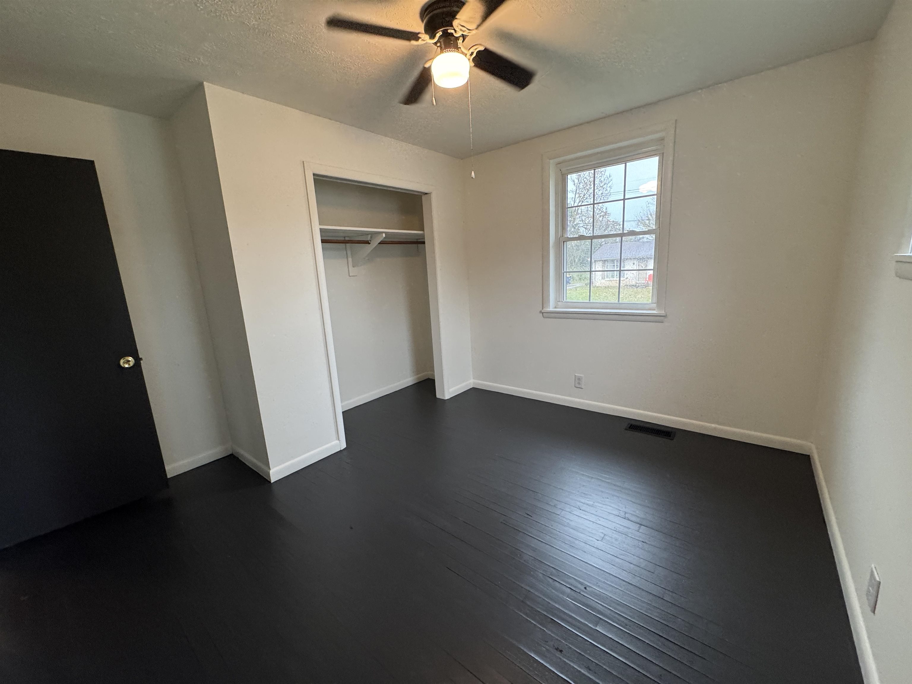 101 Modern Maid Drive, Russellville, Kentucky 42276, 3 Bedrooms Bedrooms, ,1 BathroomBathrooms,Single Family Residence,For Sale,Modern Maid Drive,91078