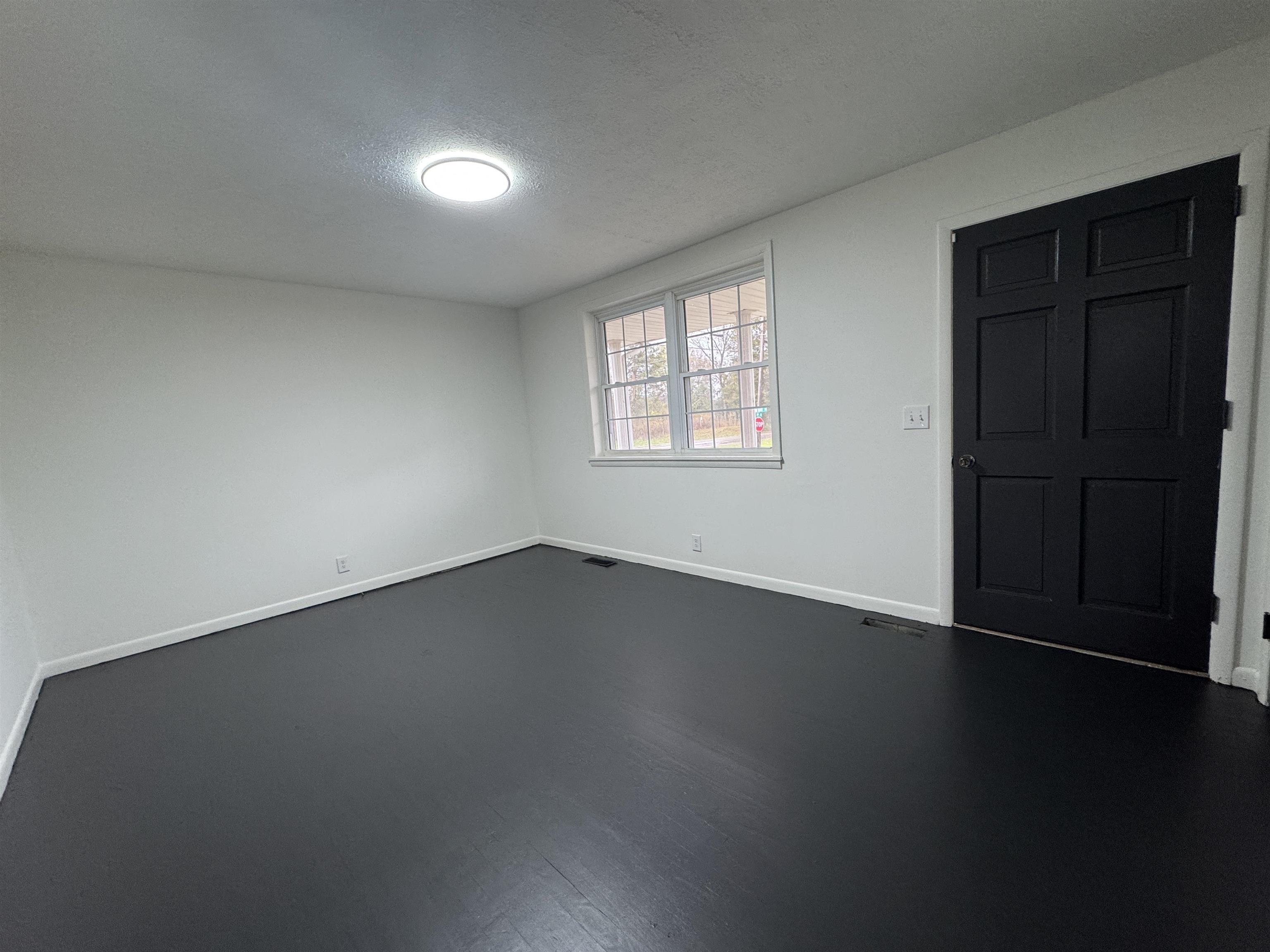 101 Modern Maid Drive, Russellville, Kentucky 42276, 3 Bedrooms Bedrooms, ,1 BathroomBathrooms,Single Family Residence,For Sale,Modern Maid Drive,91078