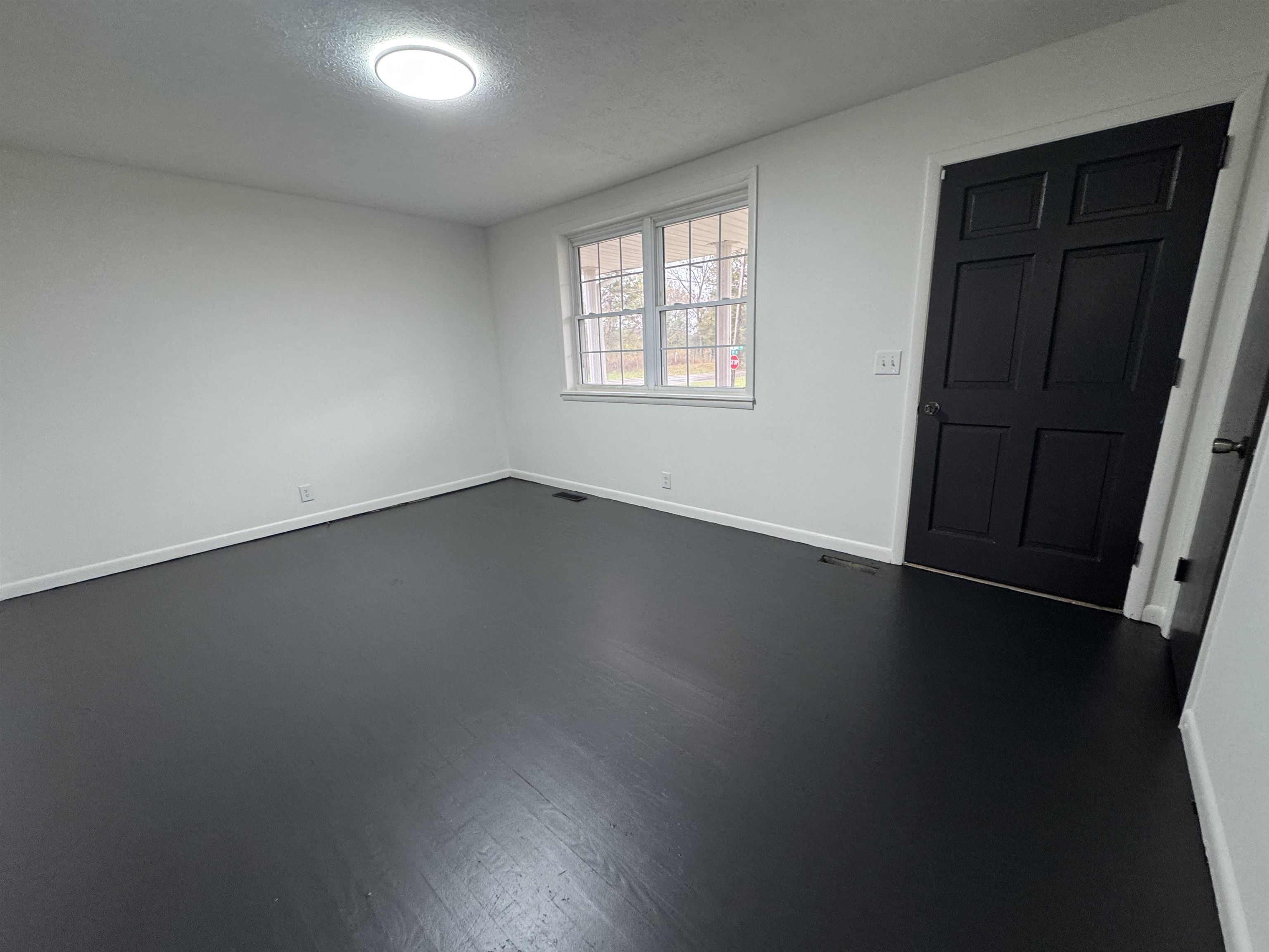 101 Modern Maid Drive, Russellville, Kentucky 42276, 3 Bedrooms Bedrooms, ,1 BathroomBathrooms,Single Family Residence,For Sale,Modern Maid Drive,91078