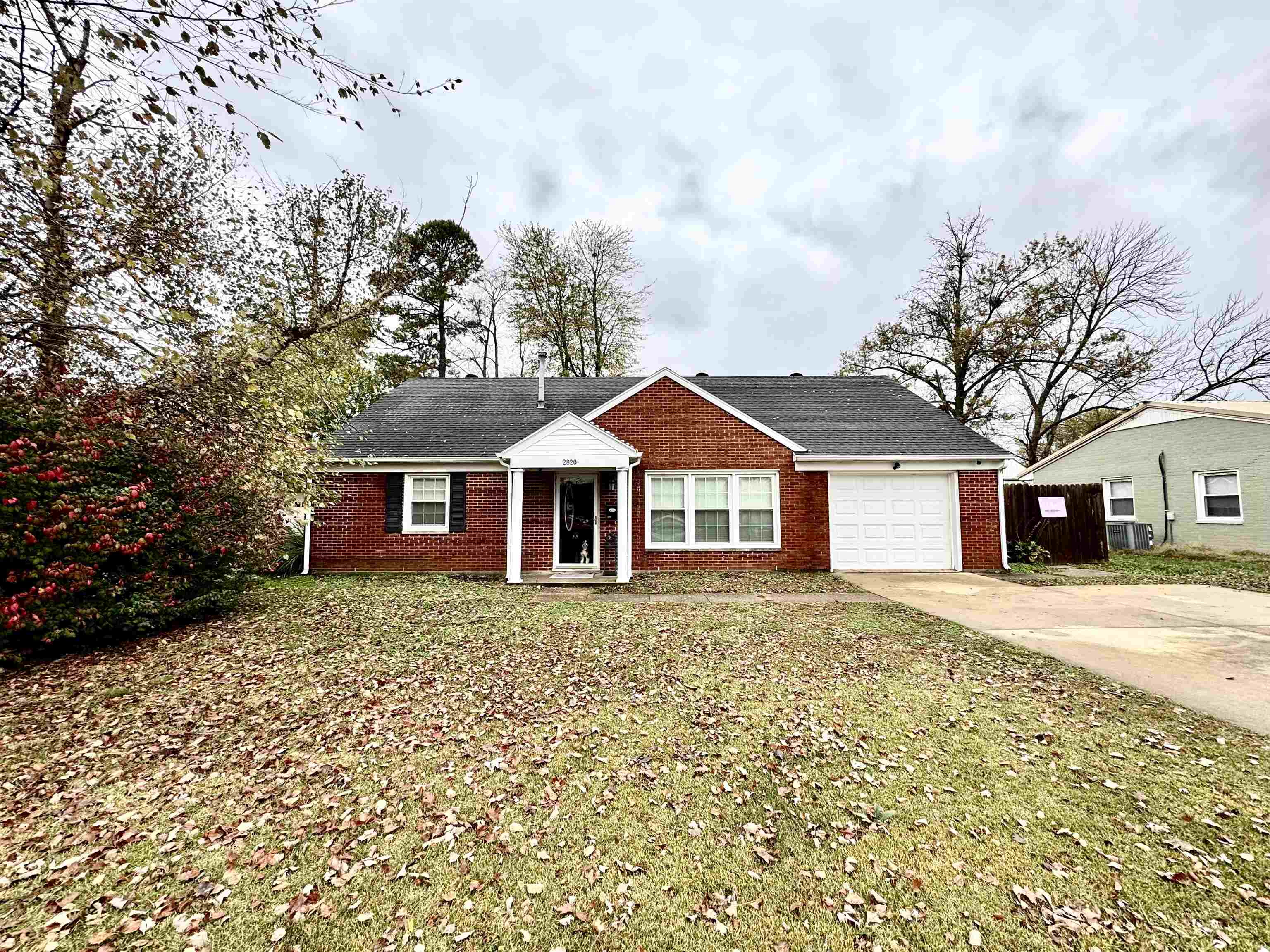 2820 Chippewa Dr, Owensboro, Kentucky 42301, 5 Bedrooms Bedrooms, ,2 BathroomsBathrooms,Single Family Residence,For Sale,Chippewa Dr,91079