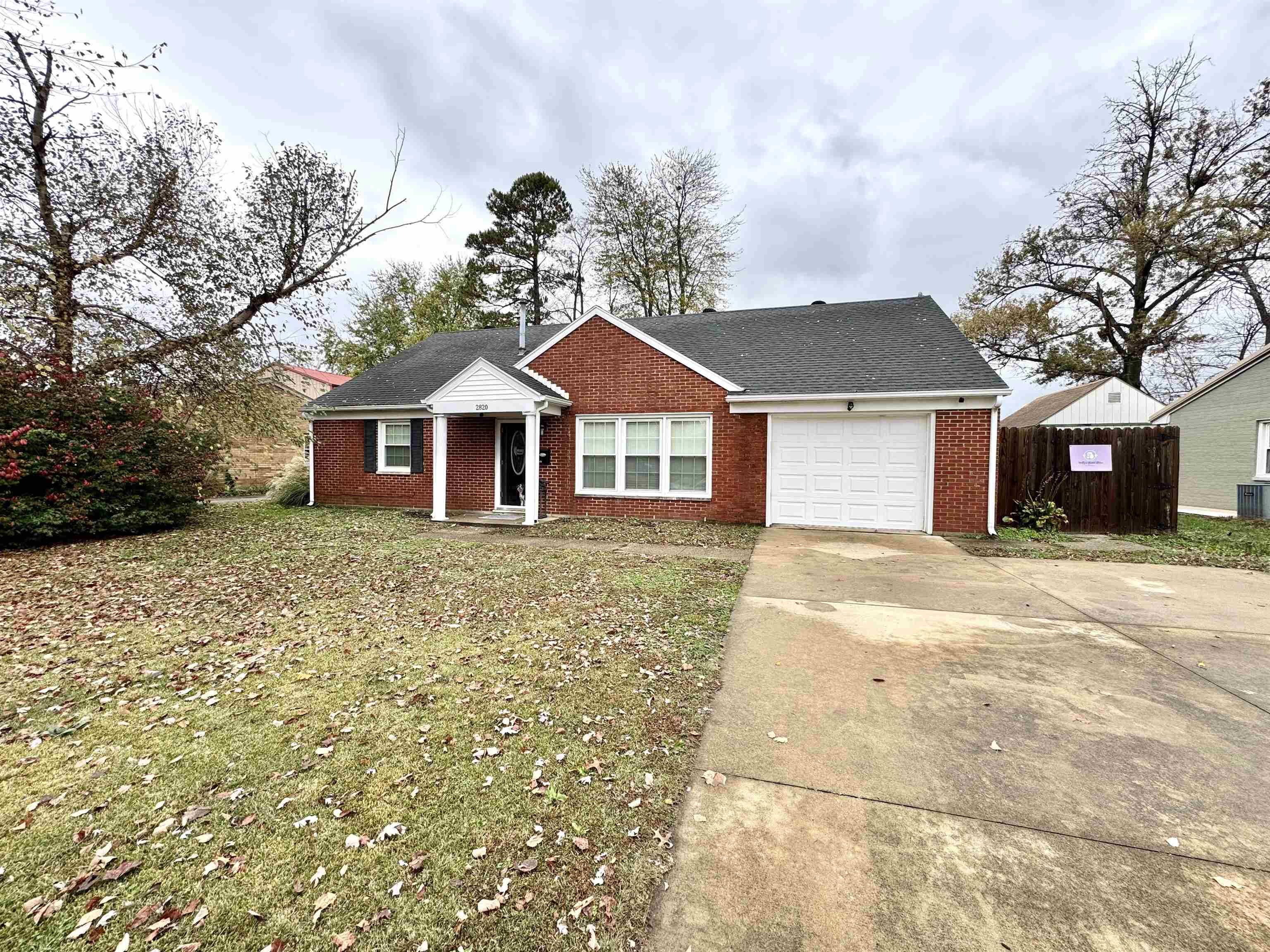 2820 Chippewa Dr, Owensboro, Kentucky 42301, 5 Bedrooms Bedrooms, ,2 BathroomsBathrooms,Single Family Residence,For Sale,Chippewa Dr,91079