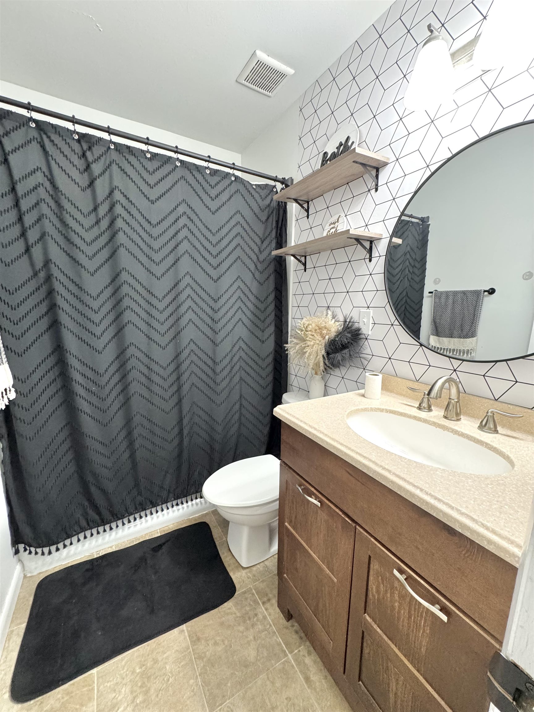 2820 Chippewa Dr, Owensboro, Kentucky 42301, 5 Bedrooms Bedrooms, ,2 BathroomsBathrooms,Single Family Residence,For Sale,Chippewa Dr,91079
