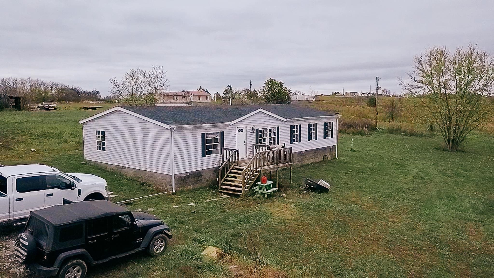 9235 Hwy. 815, Owensboro, Kentucky 42301, 3 Bedrooms Bedrooms, ,2 BathroomsBathrooms,Single Family Residence,For Sale,Hwy. 815,91082