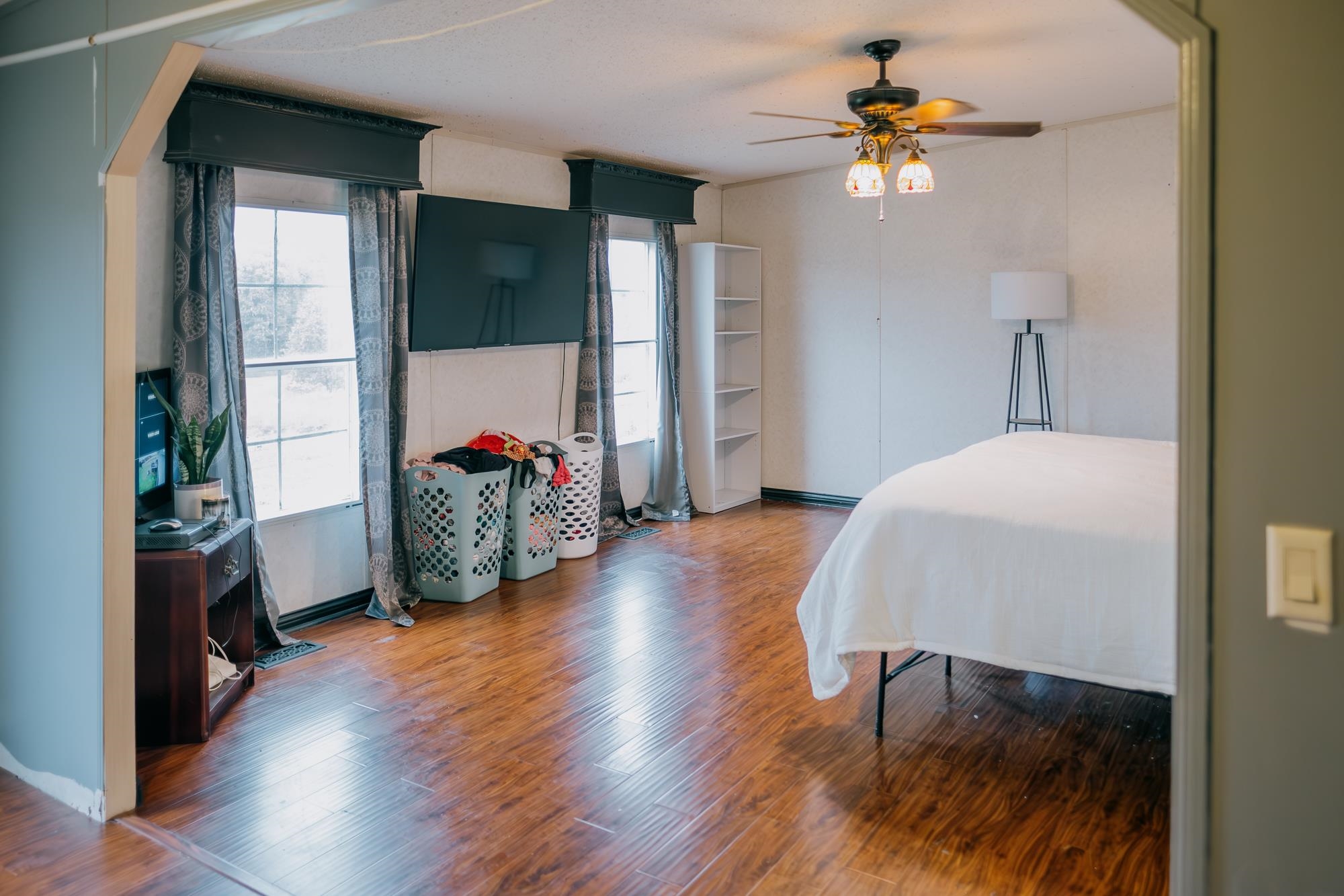 9235 Hwy. 815, Owensboro, Kentucky 42301, 3 Bedrooms Bedrooms, ,2 BathroomsBathrooms,Single Family Residence,For Sale,Hwy. 815,91082