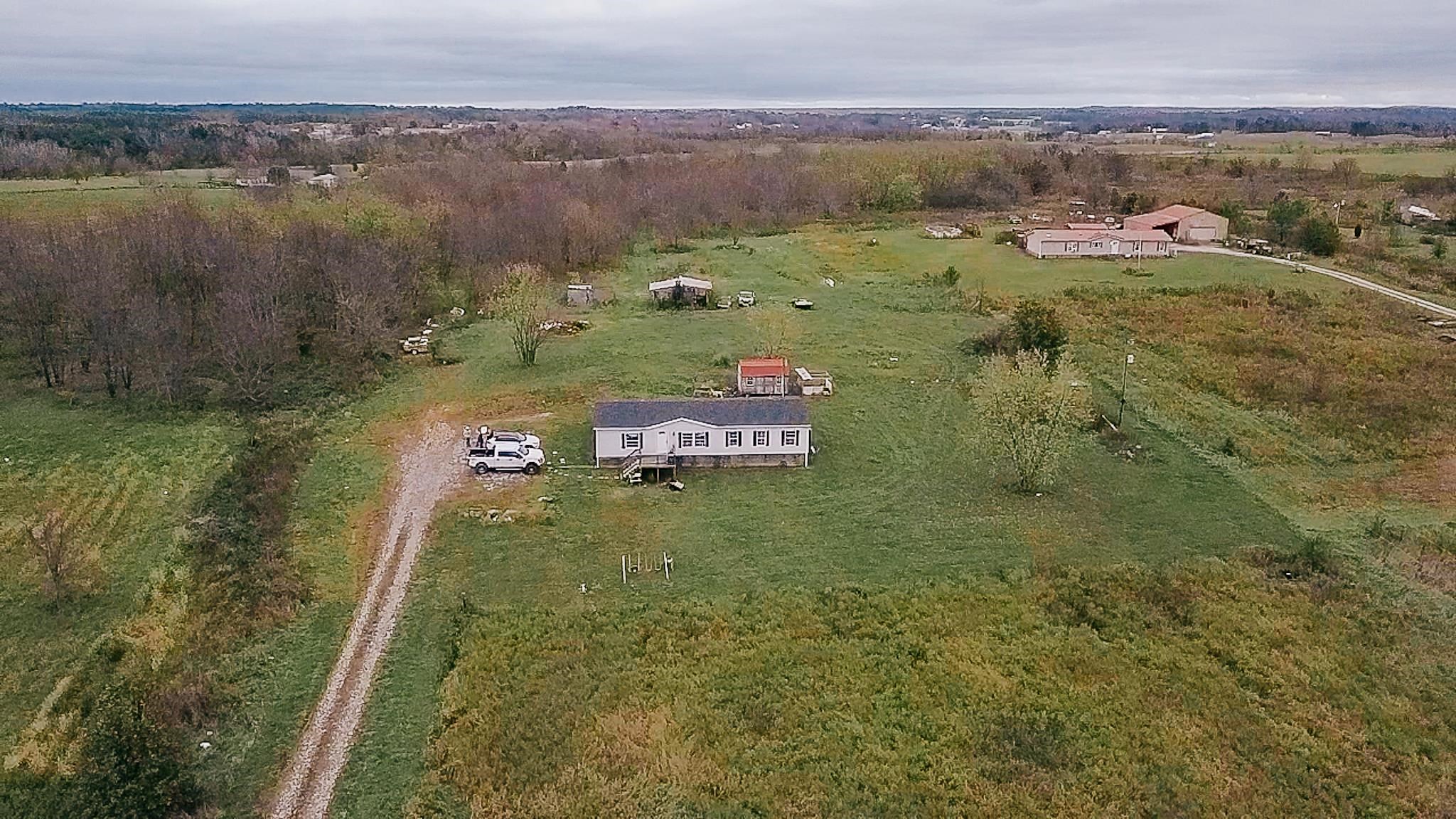 9235 Hwy. 815, Owensboro, Kentucky 42301, 3 Bedrooms Bedrooms, ,2 BathroomsBathrooms,Single Family Residence,For Sale,Hwy. 815,91082