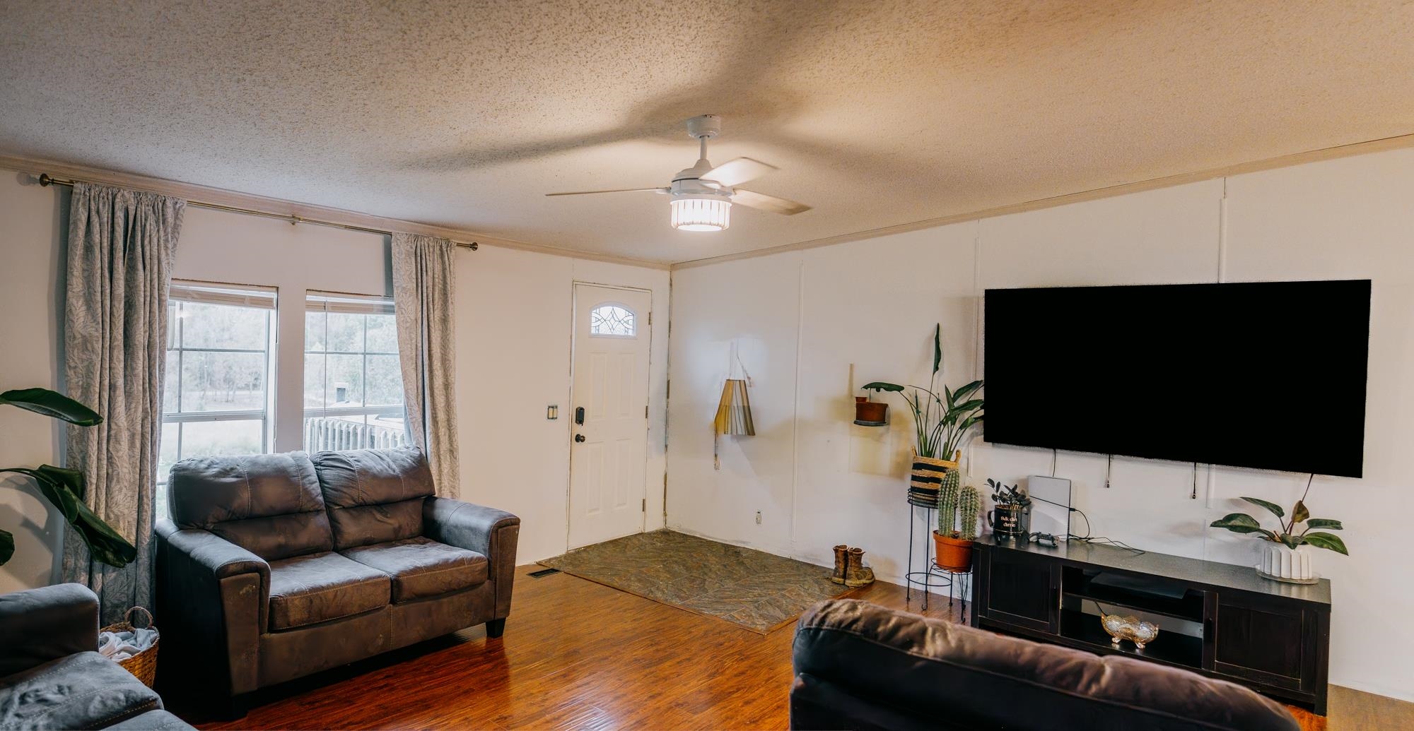 9235 Hwy. 815, Owensboro, Kentucky 42301, 3 Bedrooms Bedrooms, ,2 BathroomsBathrooms,Single Family Residence,For Sale,Hwy. 815,91082