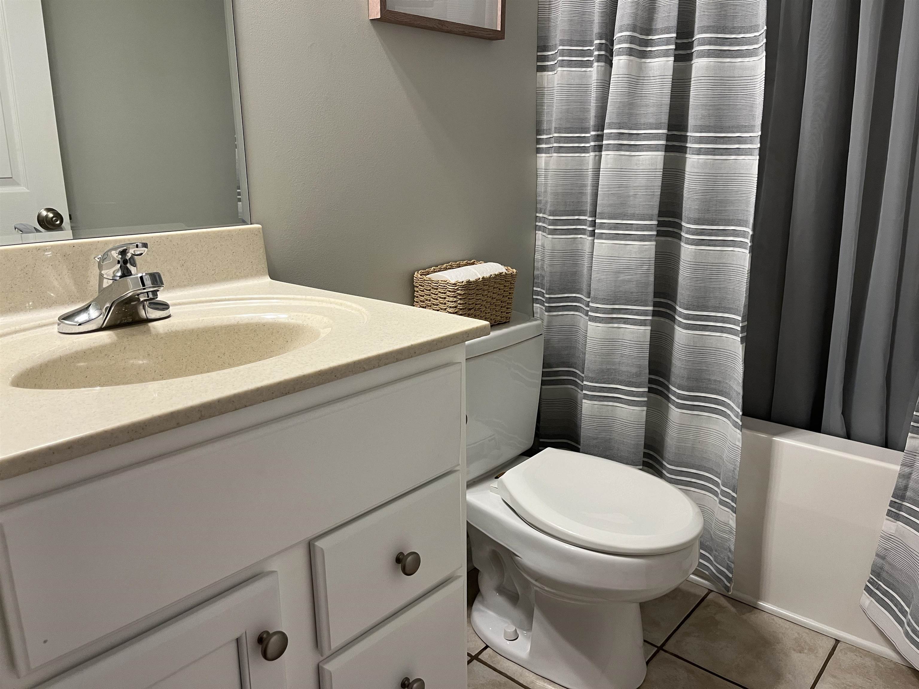 3501 Idle Hour Ct, Owensboro, Kentucky 42303, 3 Bedrooms Bedrooms, ,2 BathroomsBathrooms,Single Family Residence,For Sale,Idle Hour Ct,91086