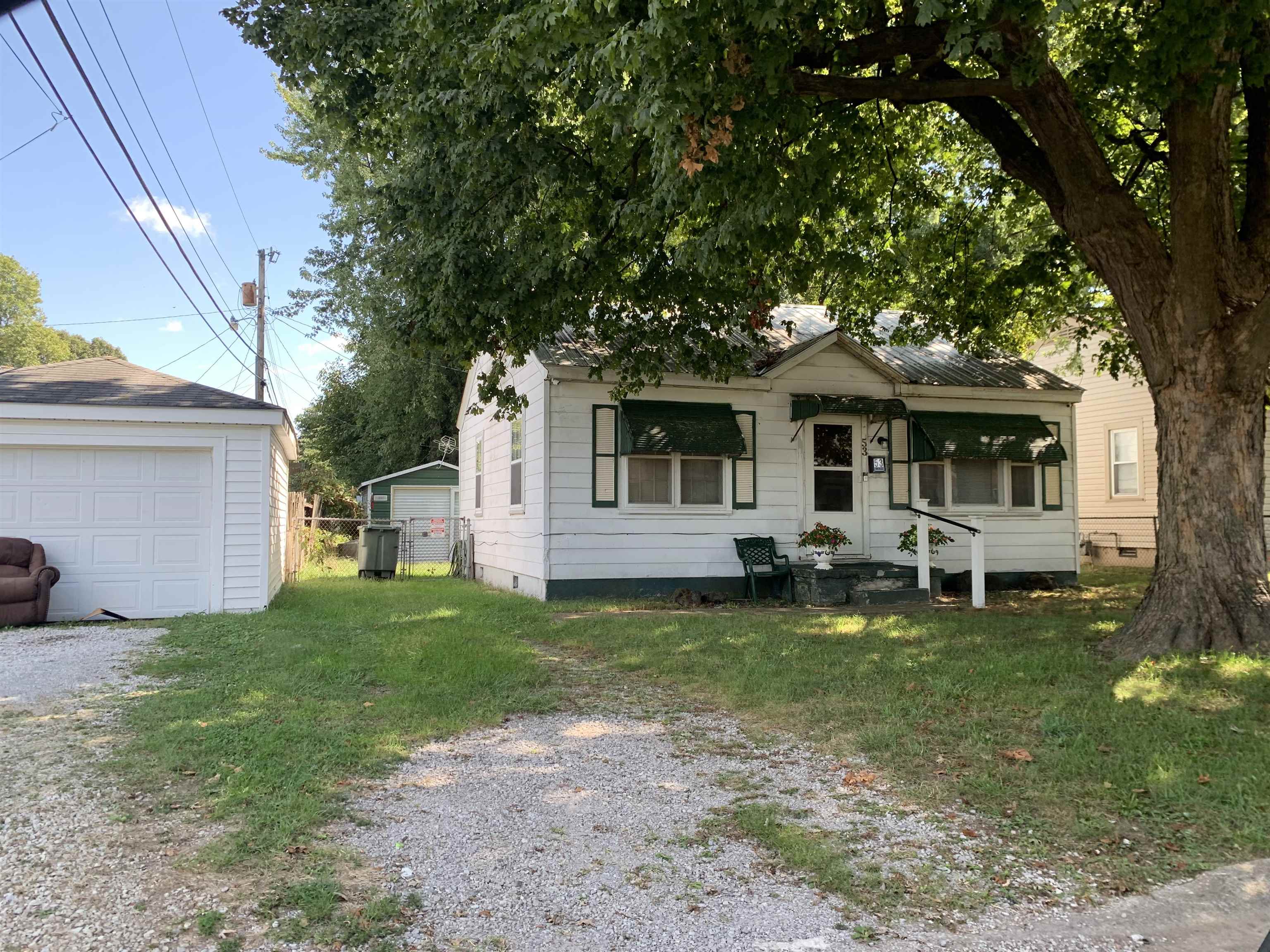 53 Gilmour Court, Owensboro, Kentucky 42301, 2 Bedrooms Bedrooms, ,1 BathroomBathrooms,Single Family Residence,For Sale,Gilmour Court,91091