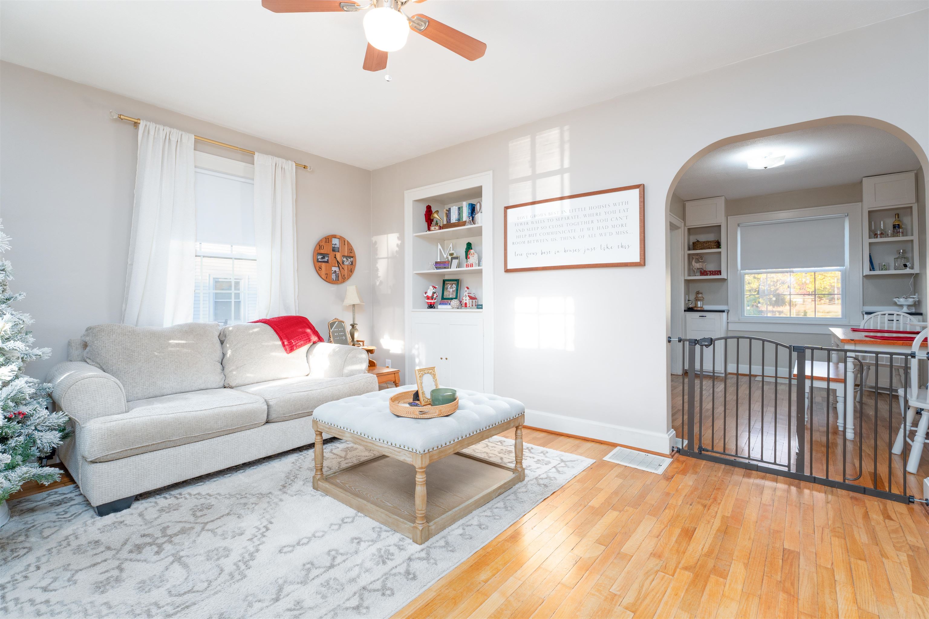 1925 Griffith Ave., Owensboro, Kentucky 42301, 3 Bedrooms Bedrooms, ,2 BathroomsBathrooms,Single Family Residence,For Sale,Griffith Ave.,91094