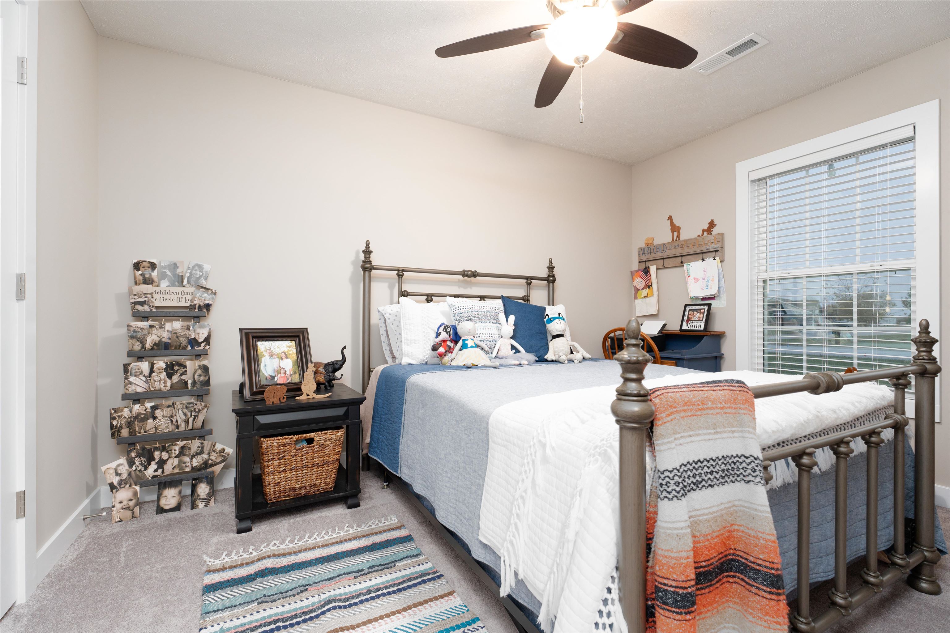 404 Bluegrass Dr, Lewisport, Kentucky 42351, 2 Bedrooms Bedrooms, ,2 BathroomsBathrooms,Single Family Residence,For Sale,Bluegrass Dr,91095