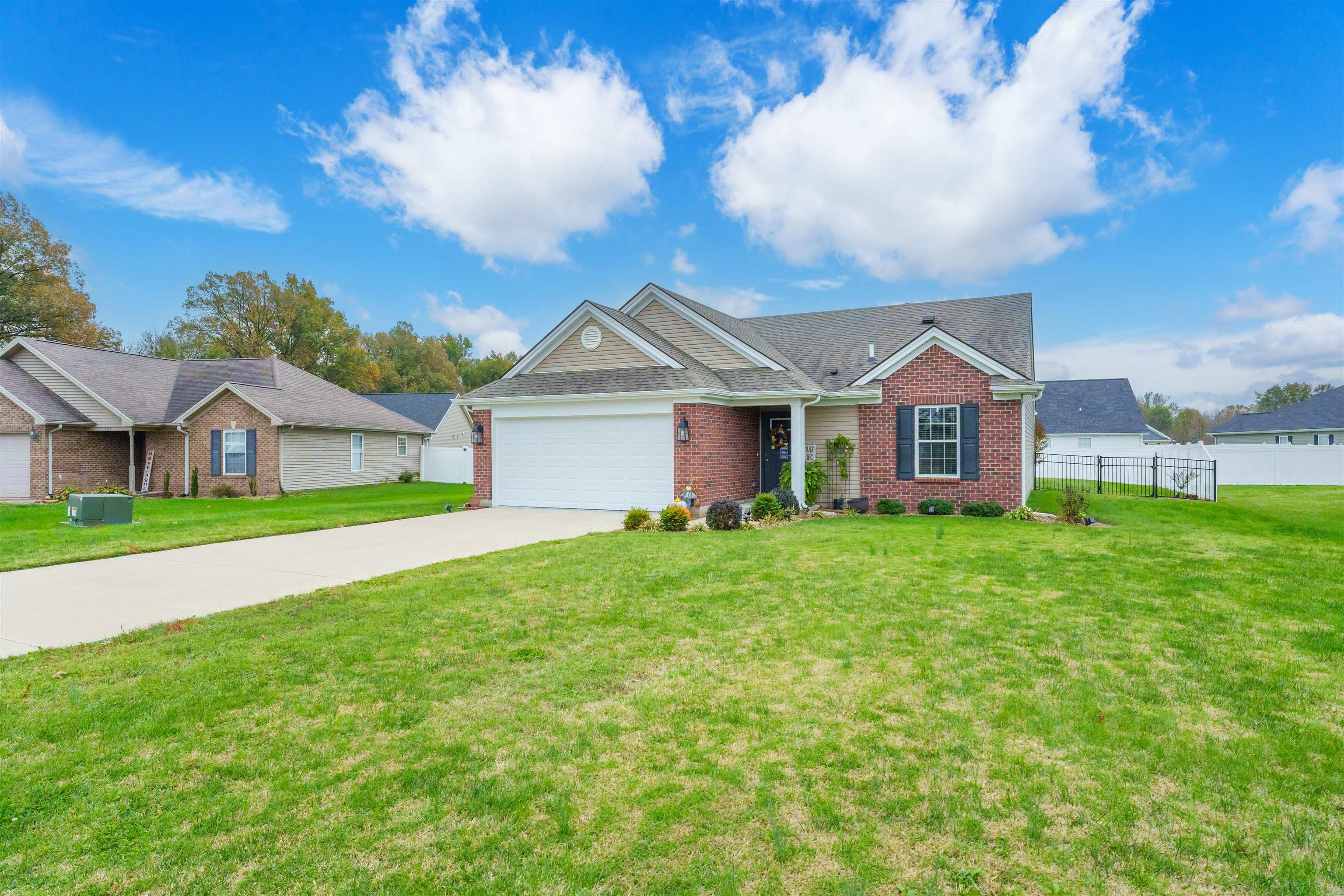 404 Bluegrass Dr, Lewisport, Kentucky 42351, 2 Bedrooms Bedrooms, ,2 BathroomsBathrooms,Single Family Residence,For Sale,Bluegrass Dr,91095