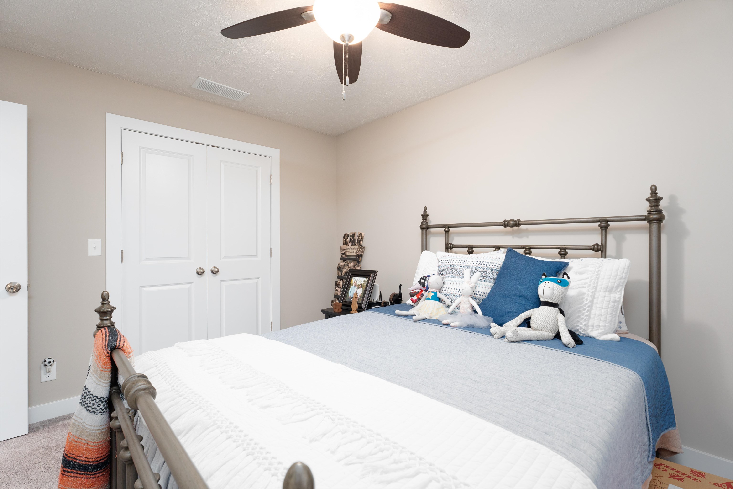 404 Bluegrass Dr, Lewisport, Kentucky 42351, 2 Bedrooms Bedrooms, ,2 BathroomsBathrooms,Single Family Residence,For Sale,Bluegrass Dr,91095