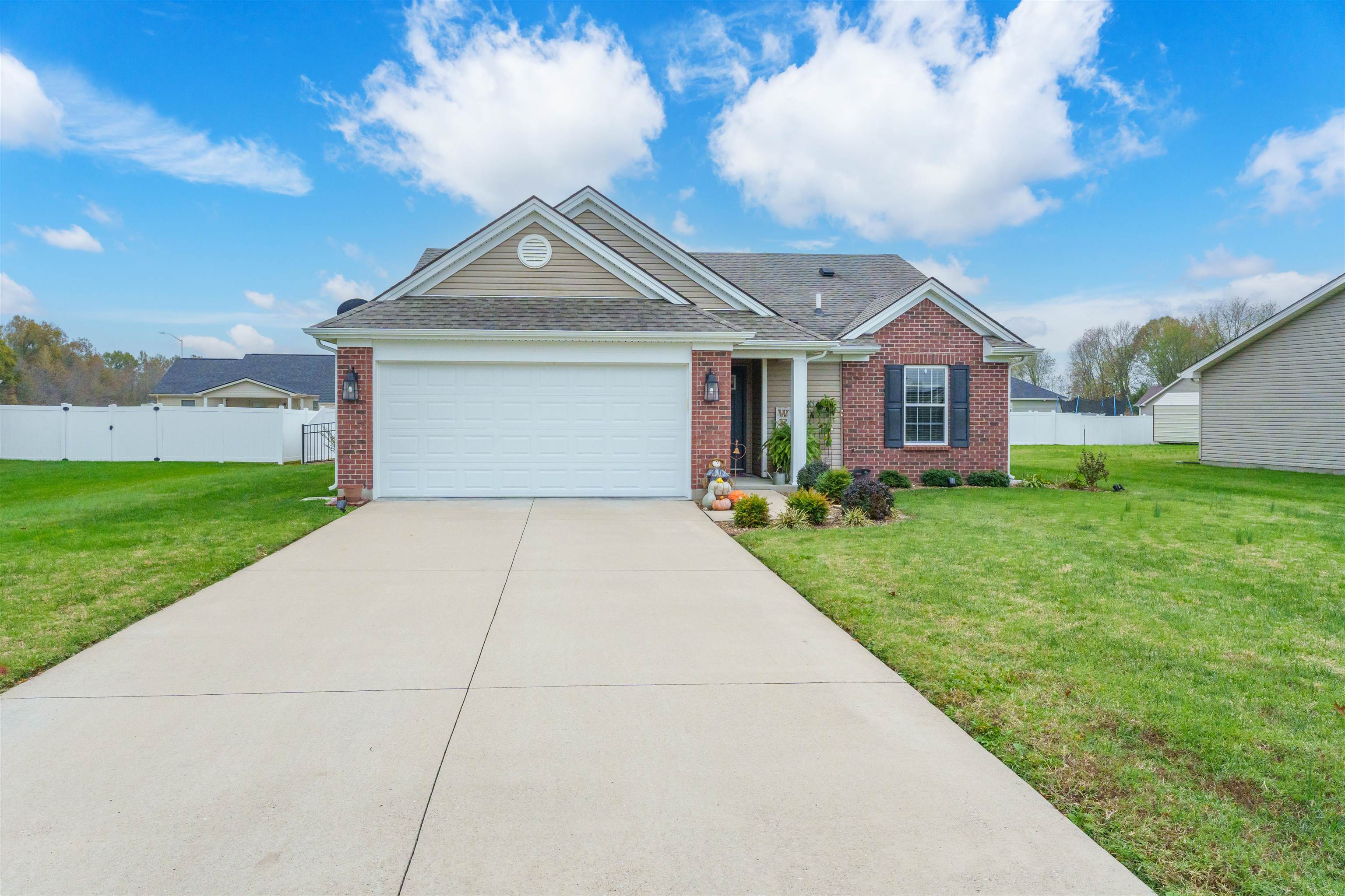404 Bluegrass Dr, Lewisport, Kentucky 42351, 2 Bedrooms Bedrooms, ,2 BathroomsBathrooms,Single Family Residence,For Sale,Bluegrass Dr,91095