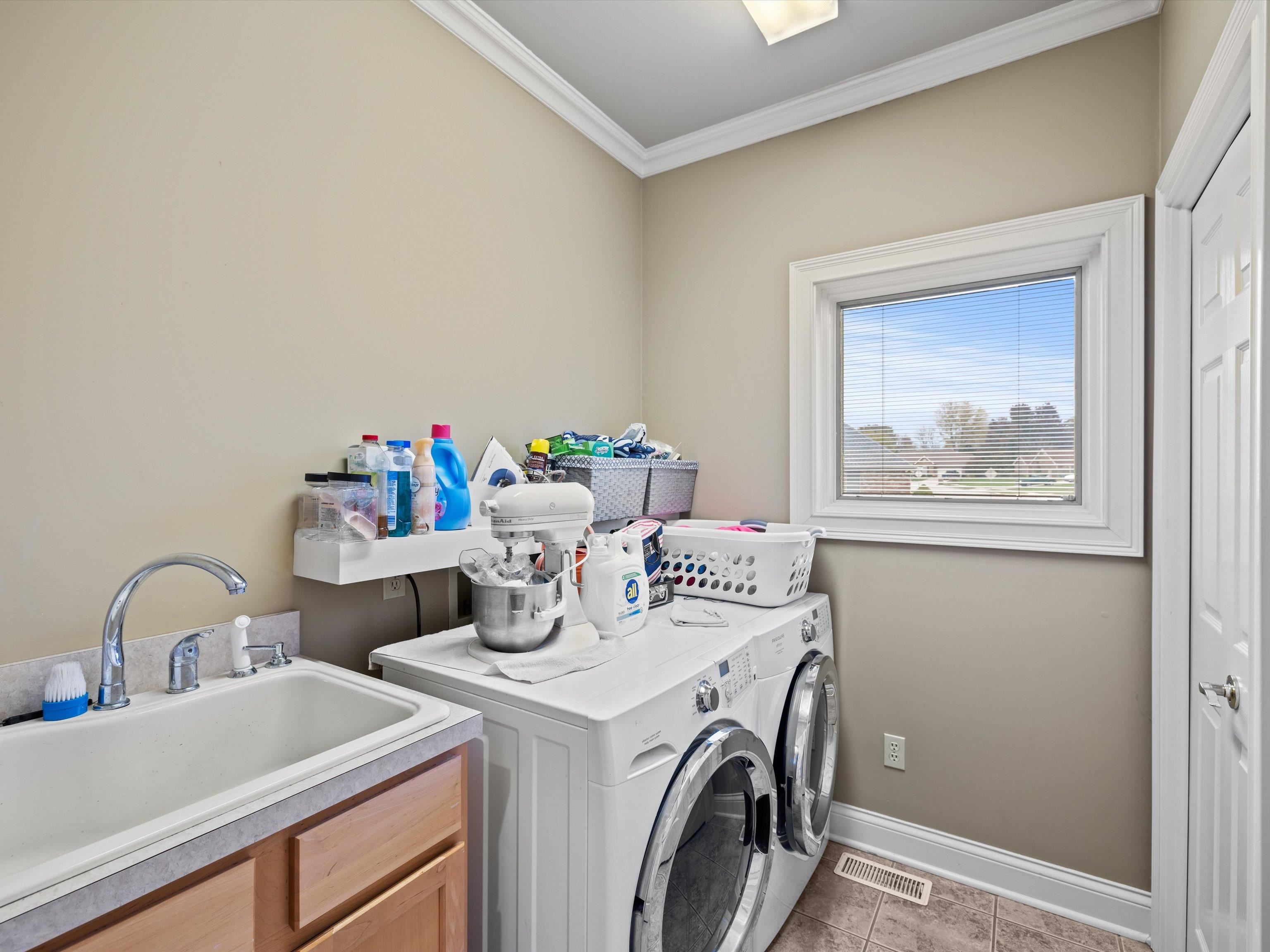 4206 Saddlebrooke Trail, Owensboro, Kentucky 42303, 3 Bedrooms Bedrooms, ,2 BathroomsBathrooms,Single Family Residence,For Sale,Saddlebrooke Trail,91096