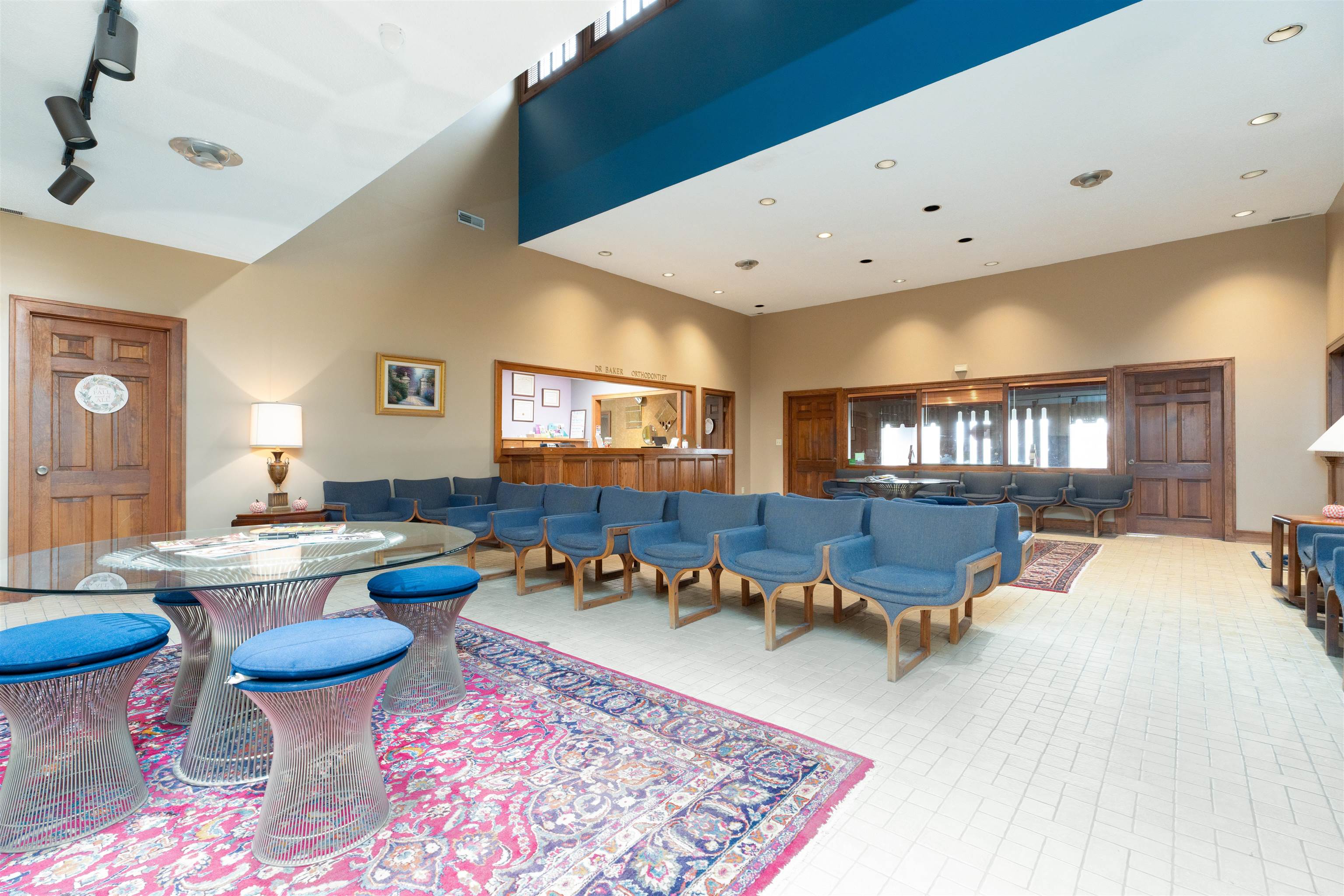 1300 Southtown Blvd, Owensboro, Kentucky 42301, ,Office,For Sale,Southtown Blvd,91102