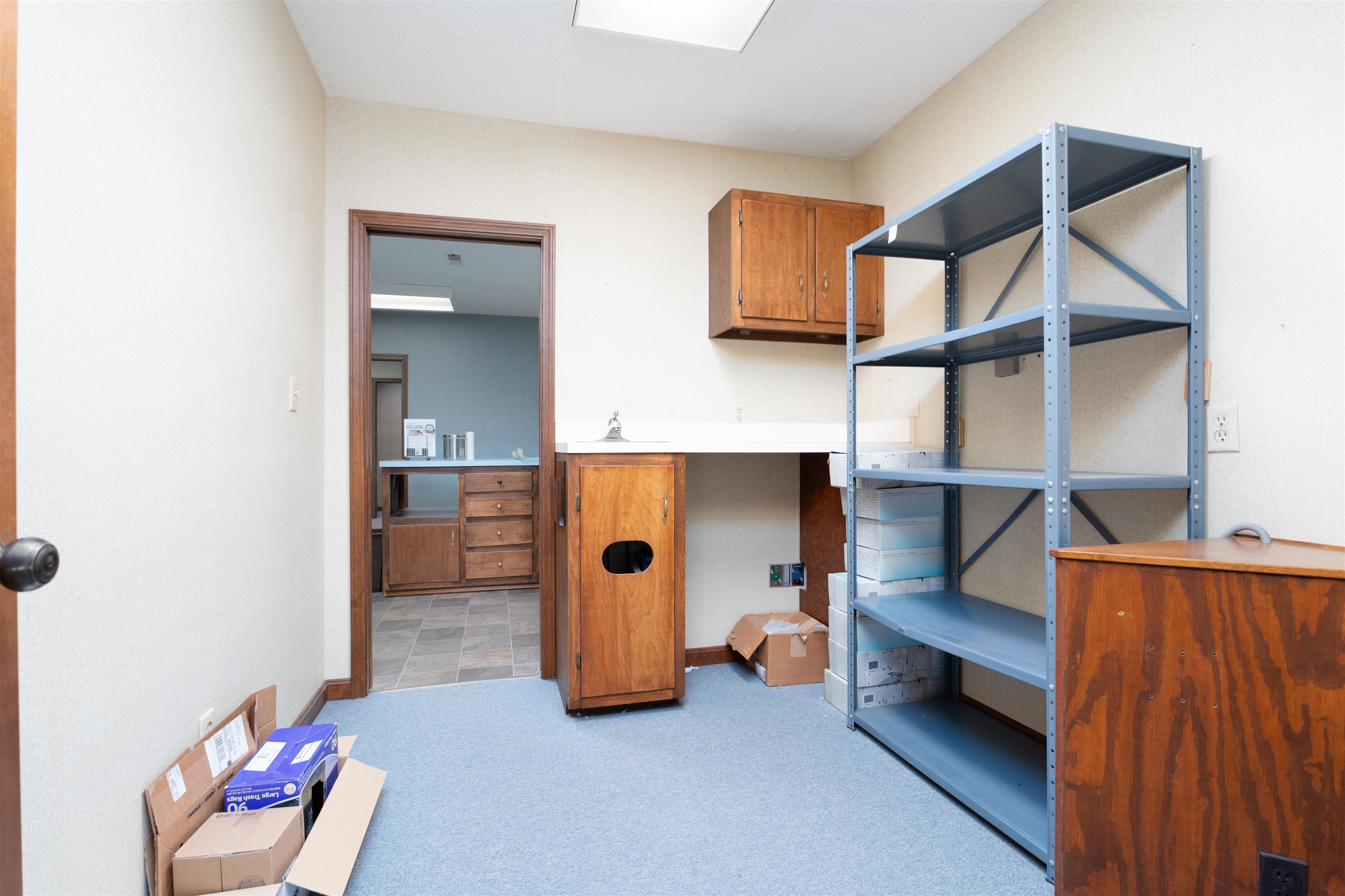 1300 Southtown Blvd, Owensboro, Kentucky 42301, ,Office,For Sale,Southtown Blvd,91102