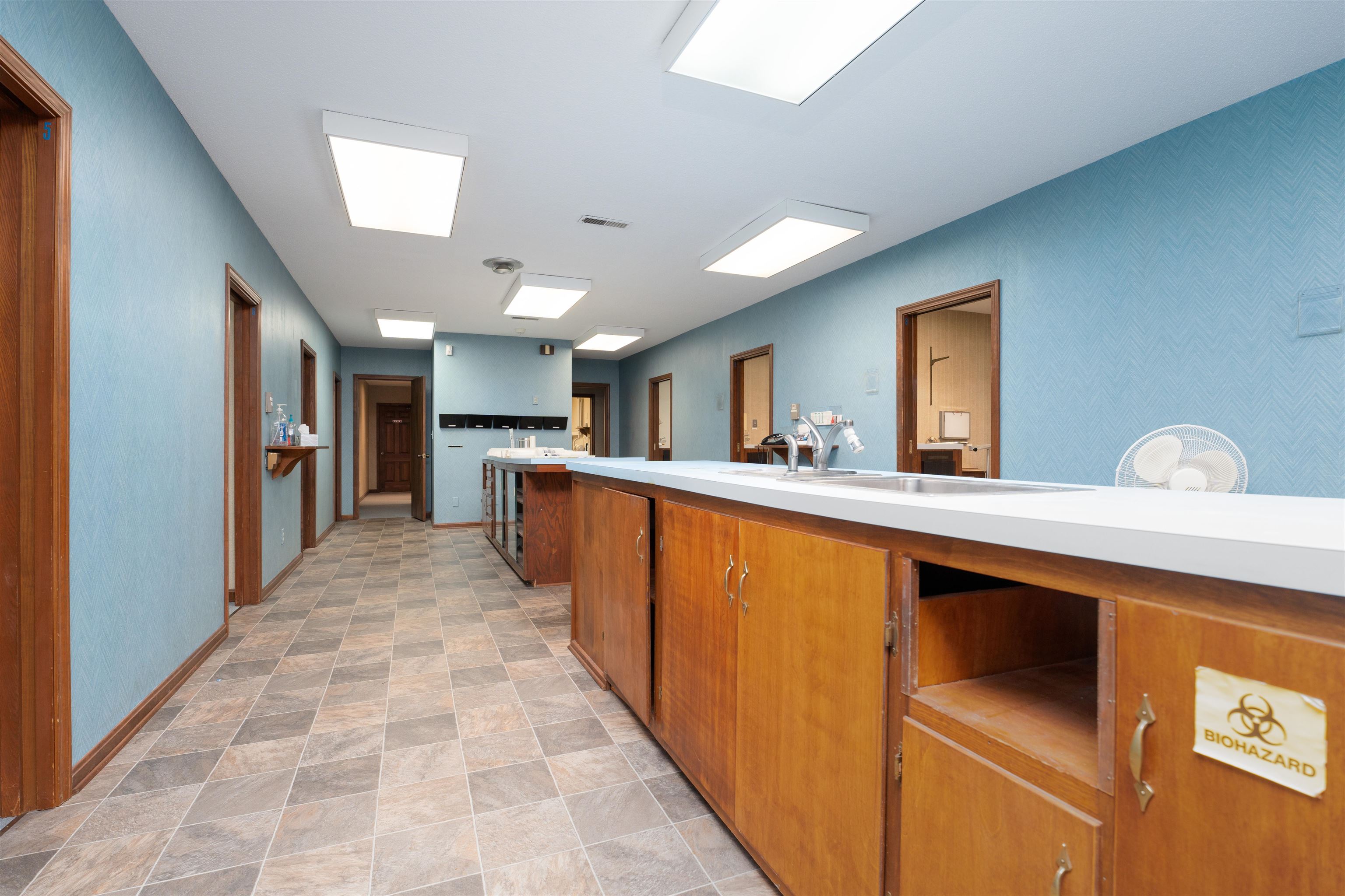 1300 Southtown Blvd, Owensboro, Kentucky 42301, ,Office,For Sale,Southtown Blvd,91102
