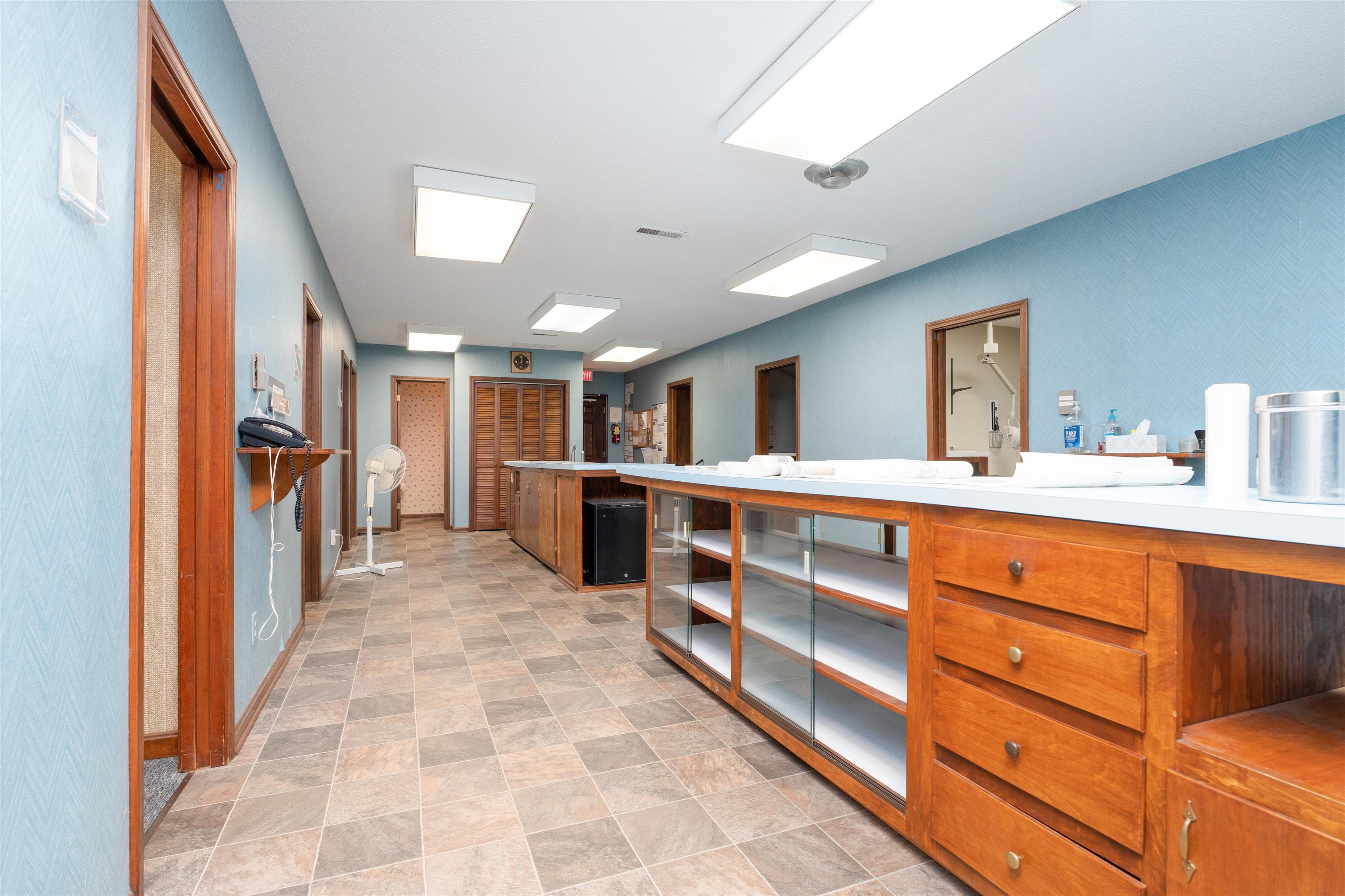 1300 Southtown Blvd, Owensboro, Kentucky 42301, ,Office,For Sale,Southtown Blvd,91102
