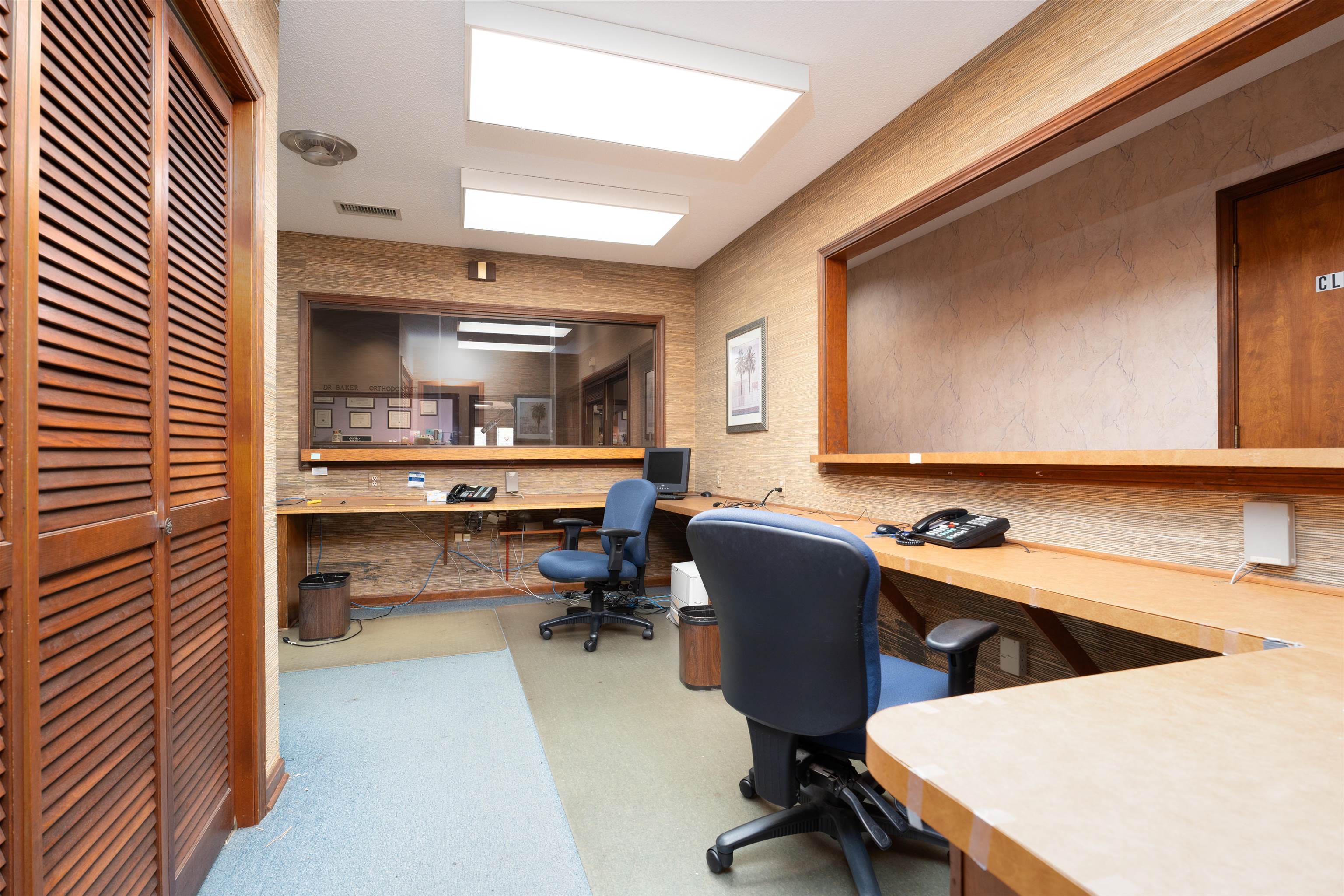1300 Southtown Blvd, Owensboro, Kentucky 42301, ,Office,For Sale,Southtown Blvd,91102