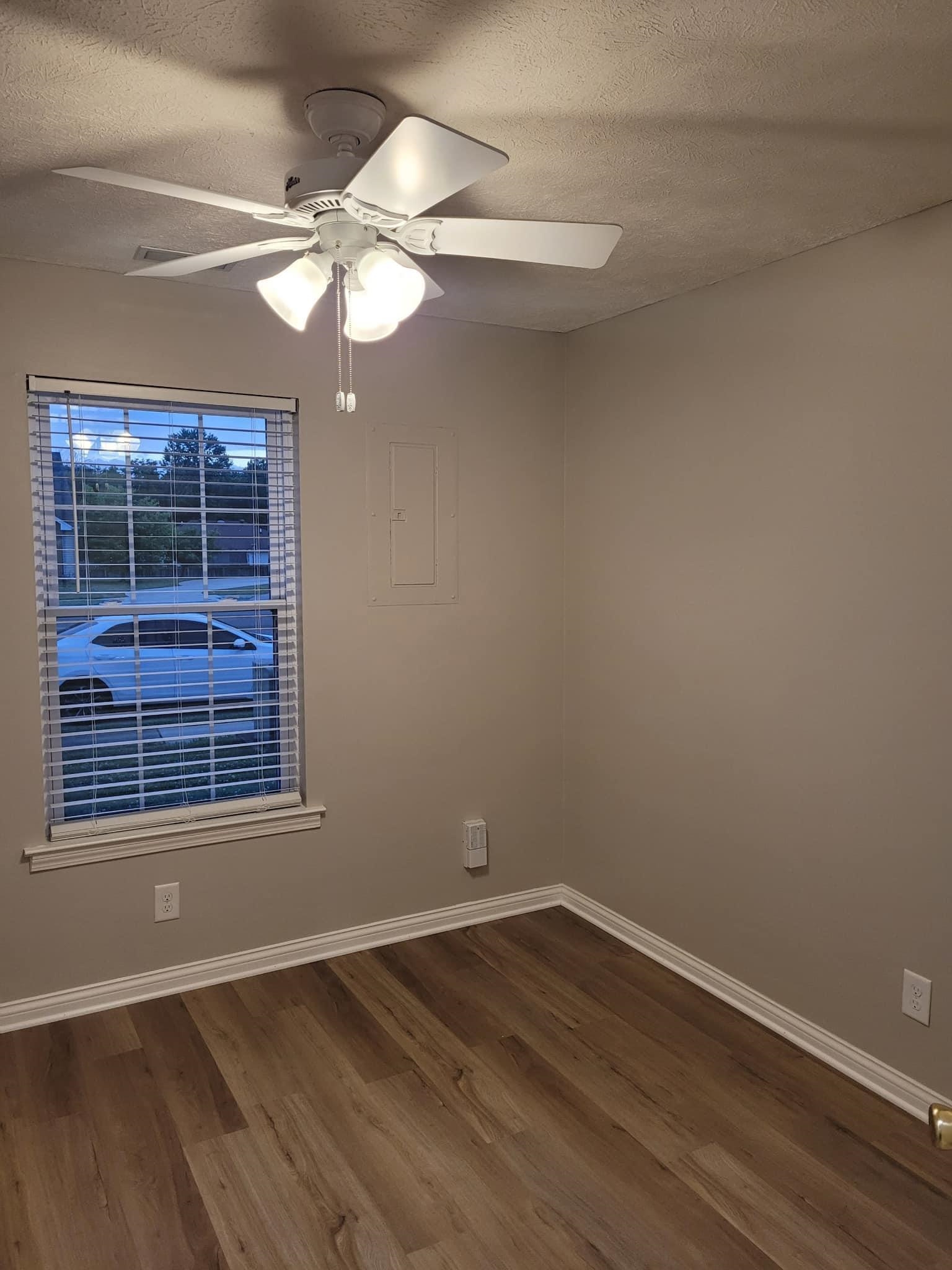 2688 Wisteria Gardens, Owensboro, Kentucky 42303-2900, 3 Bedrooms Bedrooms, ,2 BathroomsBathrooms,Single Family Residence,For Sale,Wisteria Gardens,91106