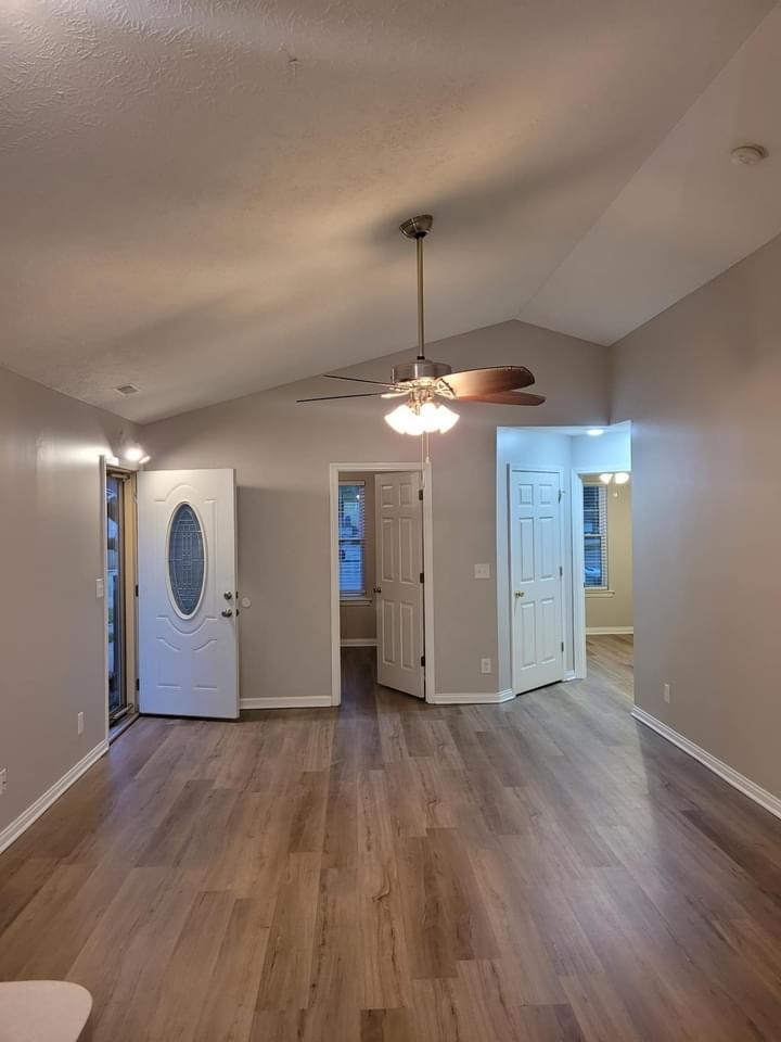2688 Wisteria Gardens, Owensboro, Kentucky 42303-2900, 3 Bedrooms Bedrooms, ,2 BathroomsBathrooms,Single Family Residence,For Sale,Wisteria Gardens,91106