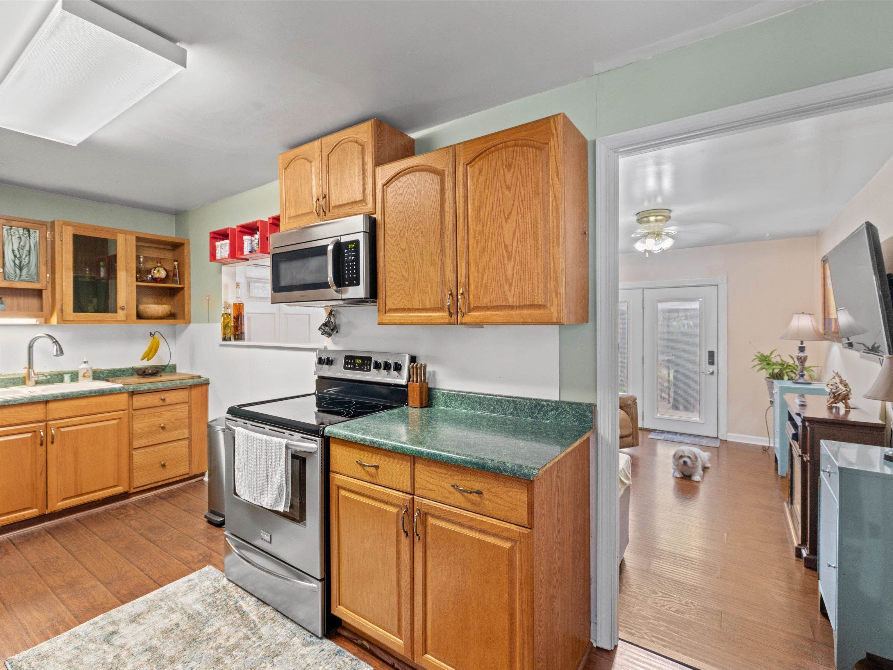 3805 Shelly Dr, Owensboro, Kentucky 42303, 2 Bedrooms Bedrooms, ,2 BathroomsBathrooms,Single Family Residence,For Sale,Shelly Dr,91107