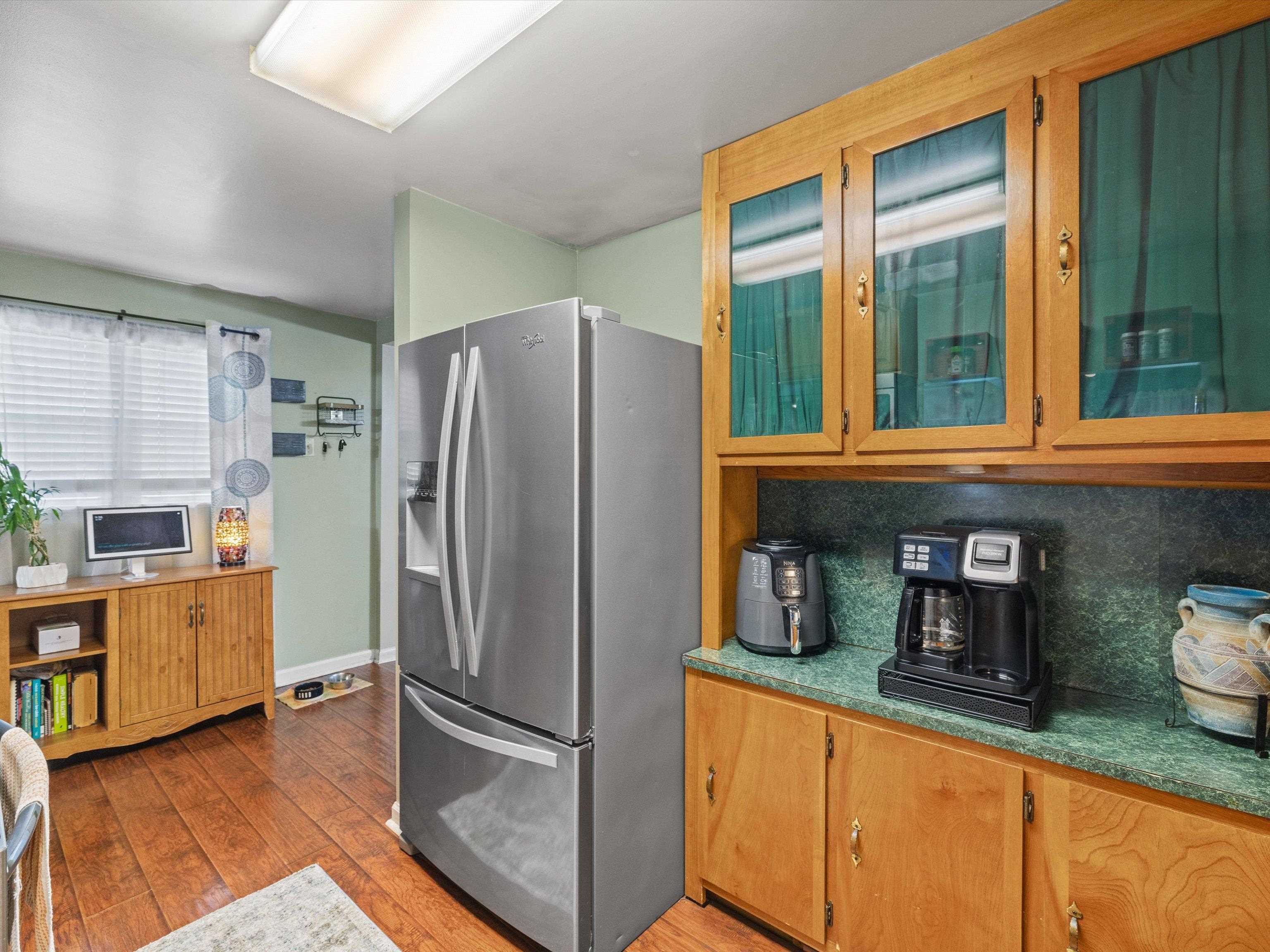 3805 Shelly Dr, Owensboro, Kentucky 42303, 2 Bedrooms Bedrooms, ,2 BathroomsBathrooms,Single Family Residence,For Sale,Shelly Dr,91107