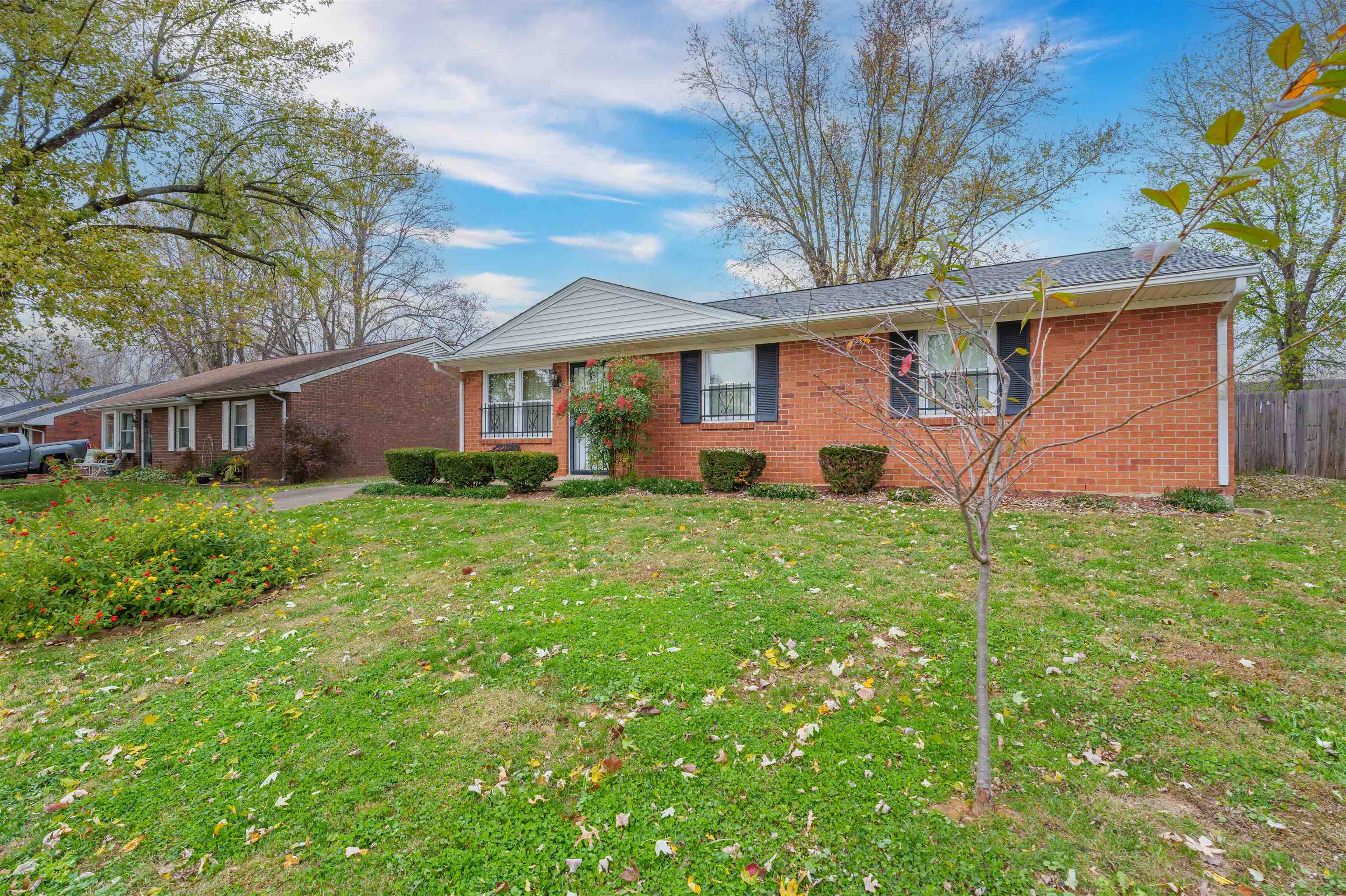 2131 Graham Lane, Owensboro, Kentucky 42303, 3 Bedrooms Bedrooms, ,1 BathroomBathrooms,Single Family Residence,For Sale,Graham Lane,91120