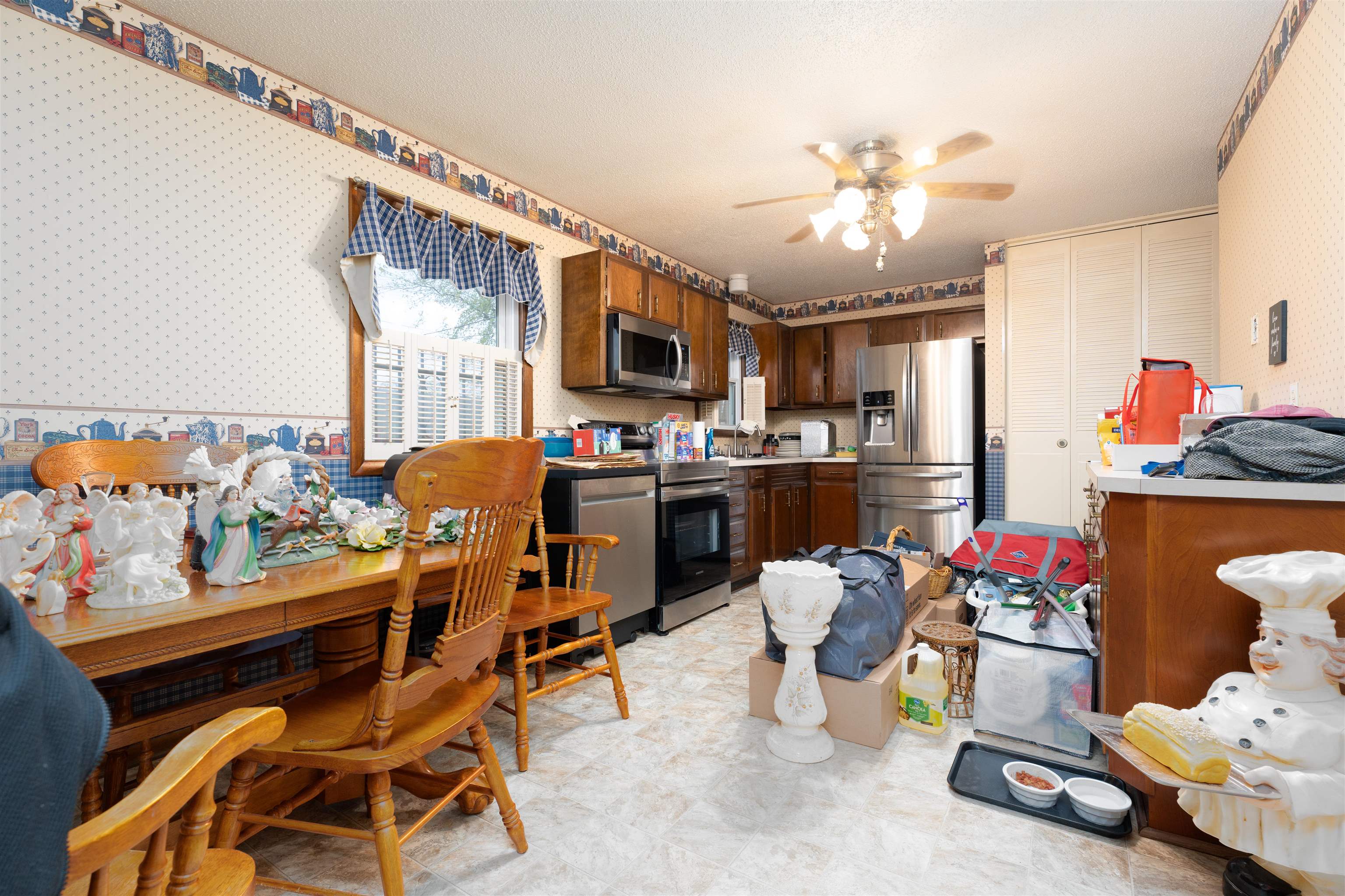 2131 Graham Lane, Owensboro, Kentucky 42303, 3 Bedrooms Bedrooms, ,1 BathroomBathrooms,Single Family Residence,For Sale,Graham Lane,91120