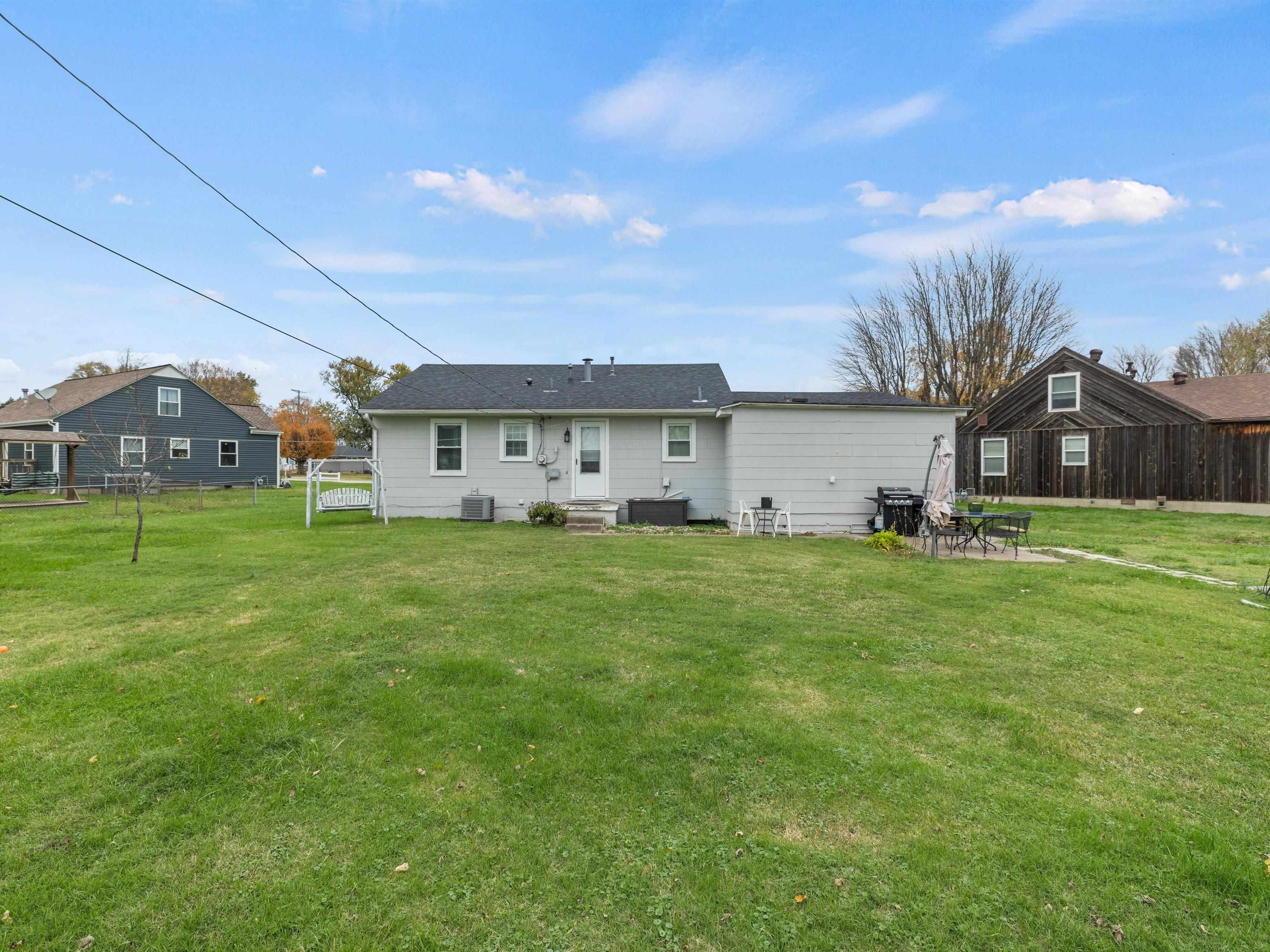 801 Eastwood Dr., Owensboro, Kentucky 42303, 3 Bedrooms Bedrooms, ,2 BathroomsBathrooms,Single Family Residence,For Sale,Eastwood Dr.,91124