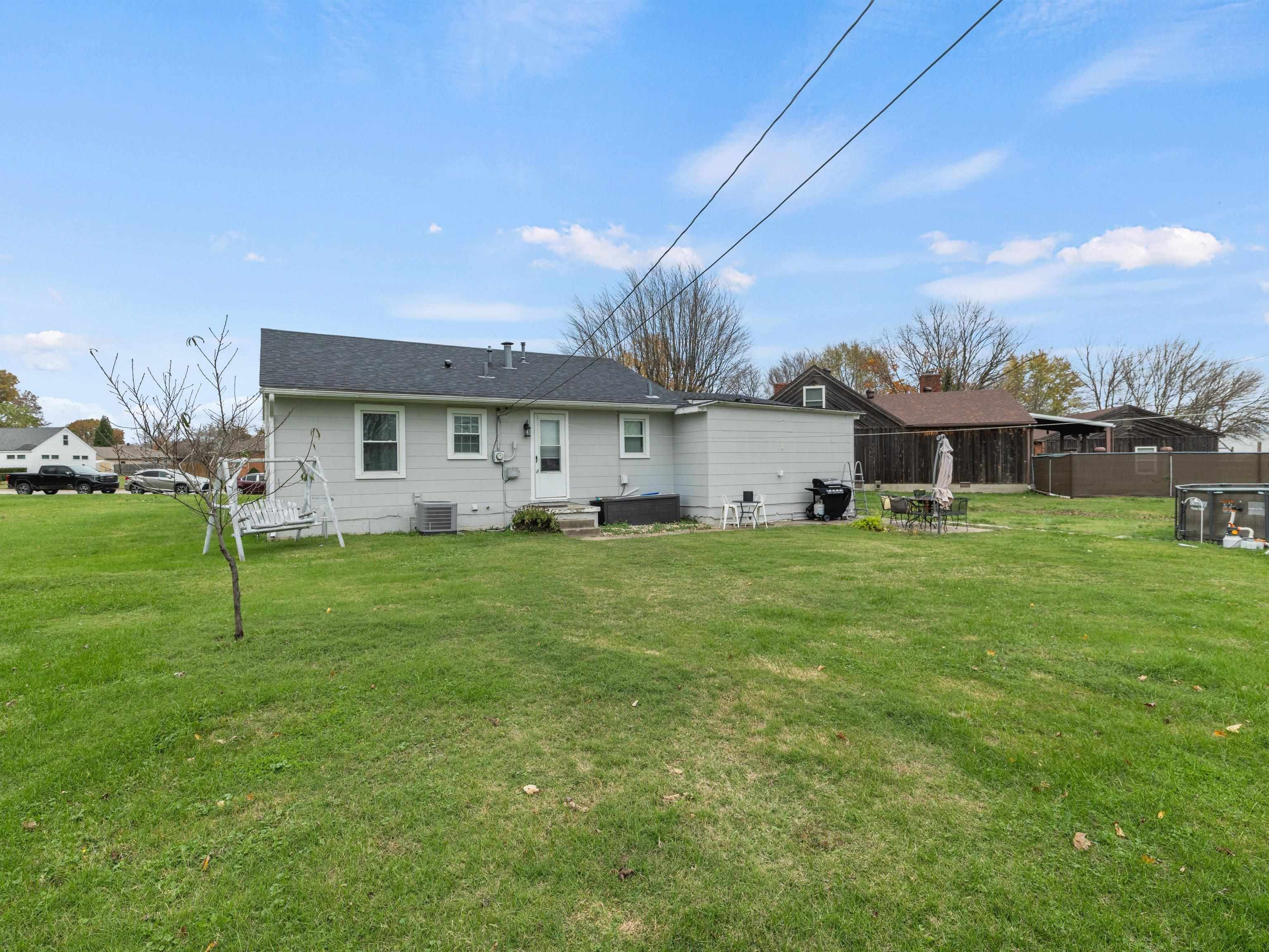 801 Eastwood Dr., Owensboro, Kentucky 42303, 3 Bedrooms Bedrooms, ,2 BathroomsBathrooms,Single Family Residence,For Sale,Eastwood Dr.,91124