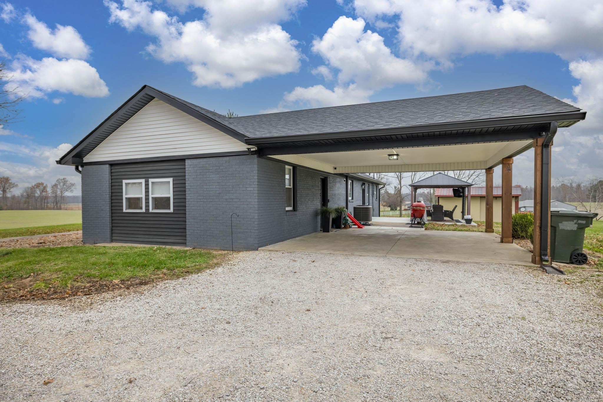 8538 State Route 1389, Hawesville, Kentucky 42348, 3 Bedrooms Bedrooms, ,1 BathroomBathrooms,Single Family Residence,For Sale,State Route 1389,91127